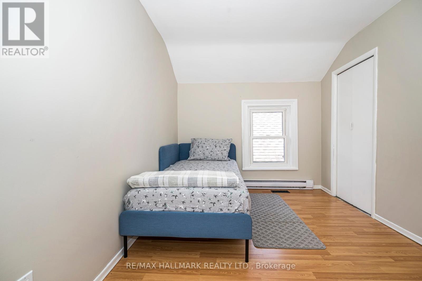 Photo 10 of 127 River Street, Brock ON
