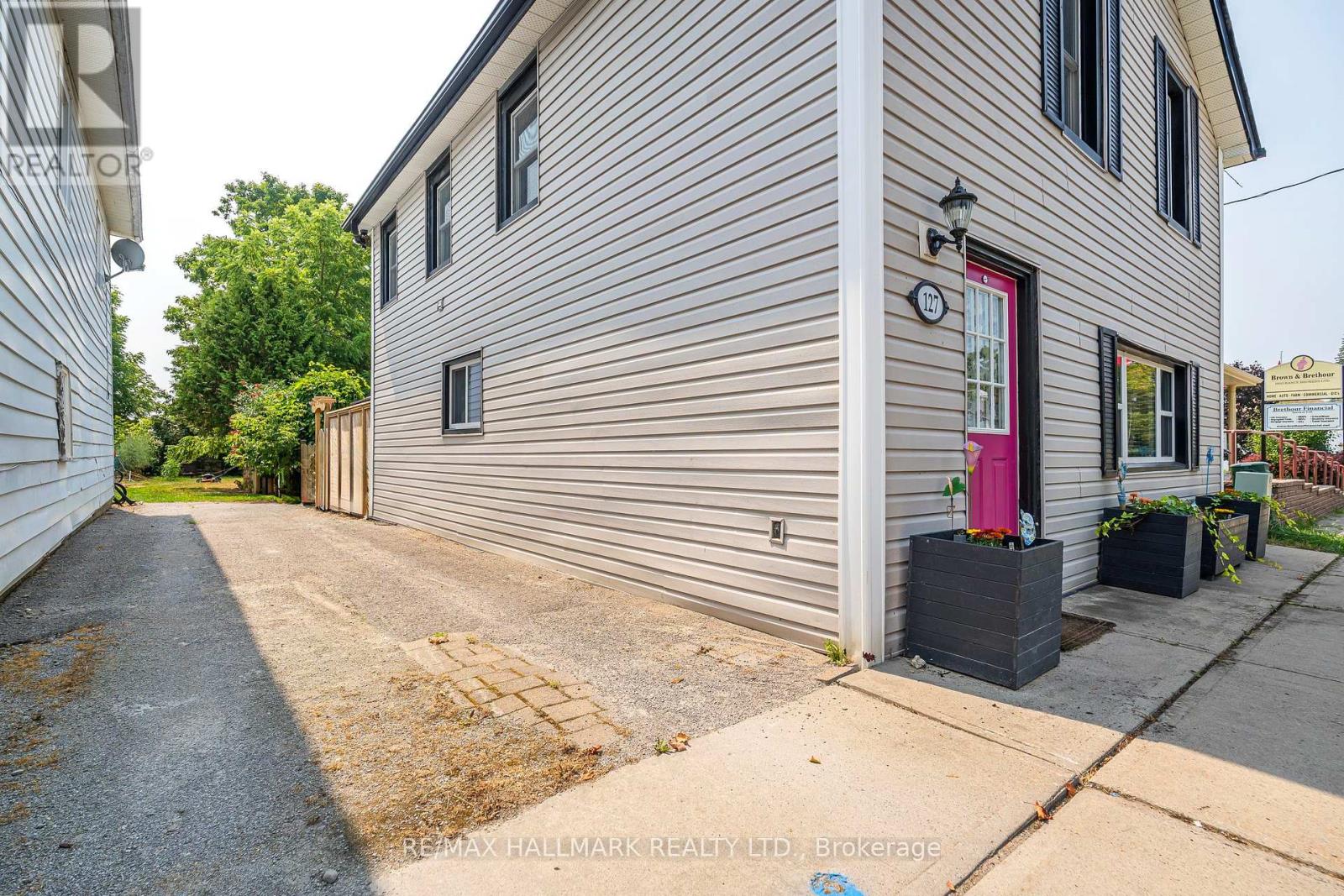 Photo 29 of 127 River Street, Brock ON
