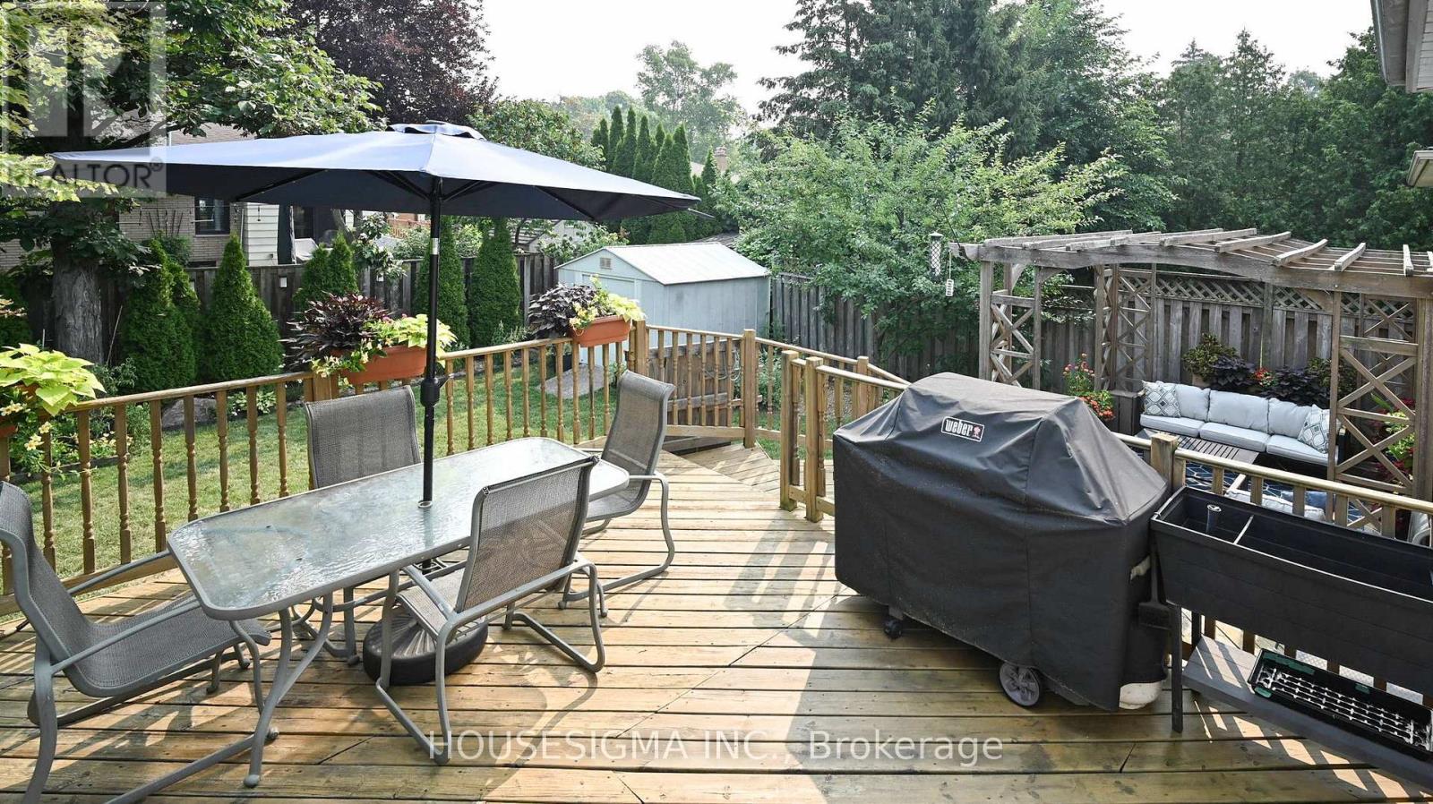 Photo 43 of 641 Glen Moor Crescent, Burlington ON