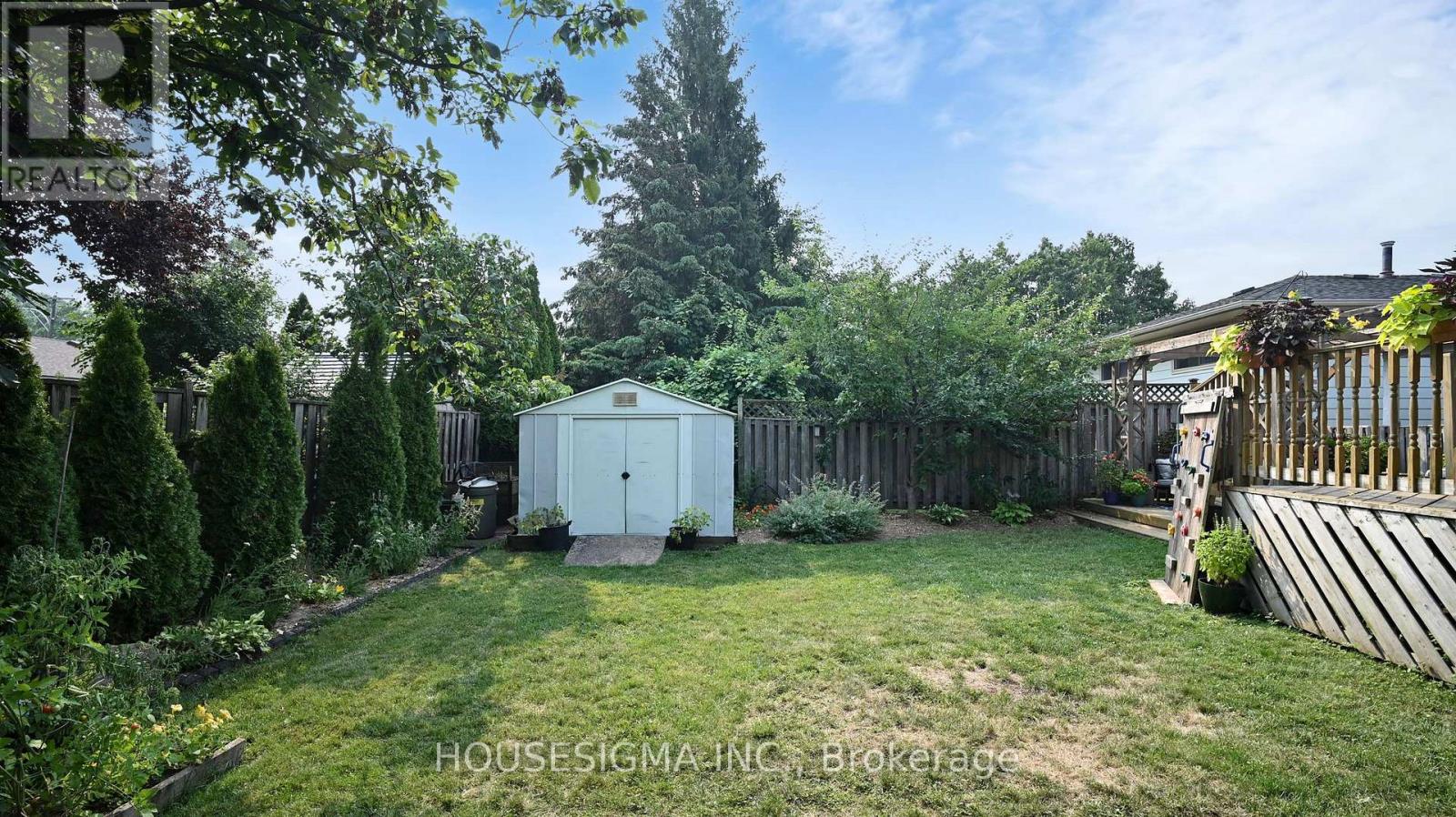 Photo 22 of 641 Glen Moor Crescent, Burlington ON