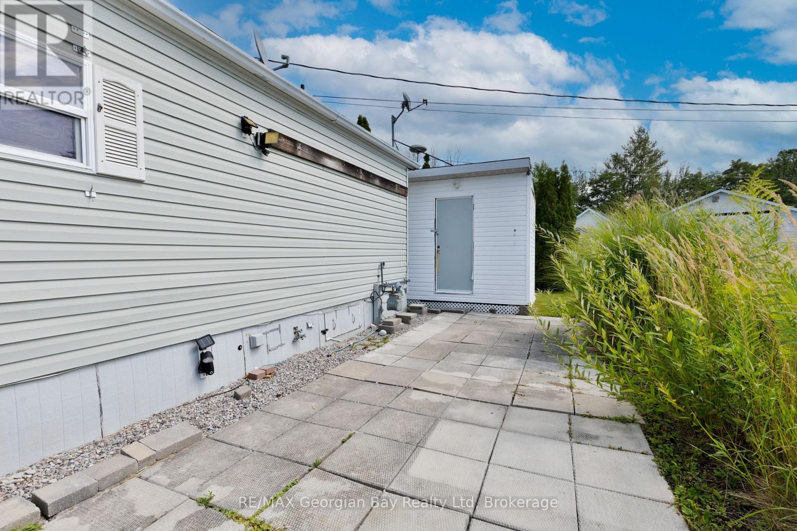 Photo 17 of 30 10 Winfield Drive, Tay ON