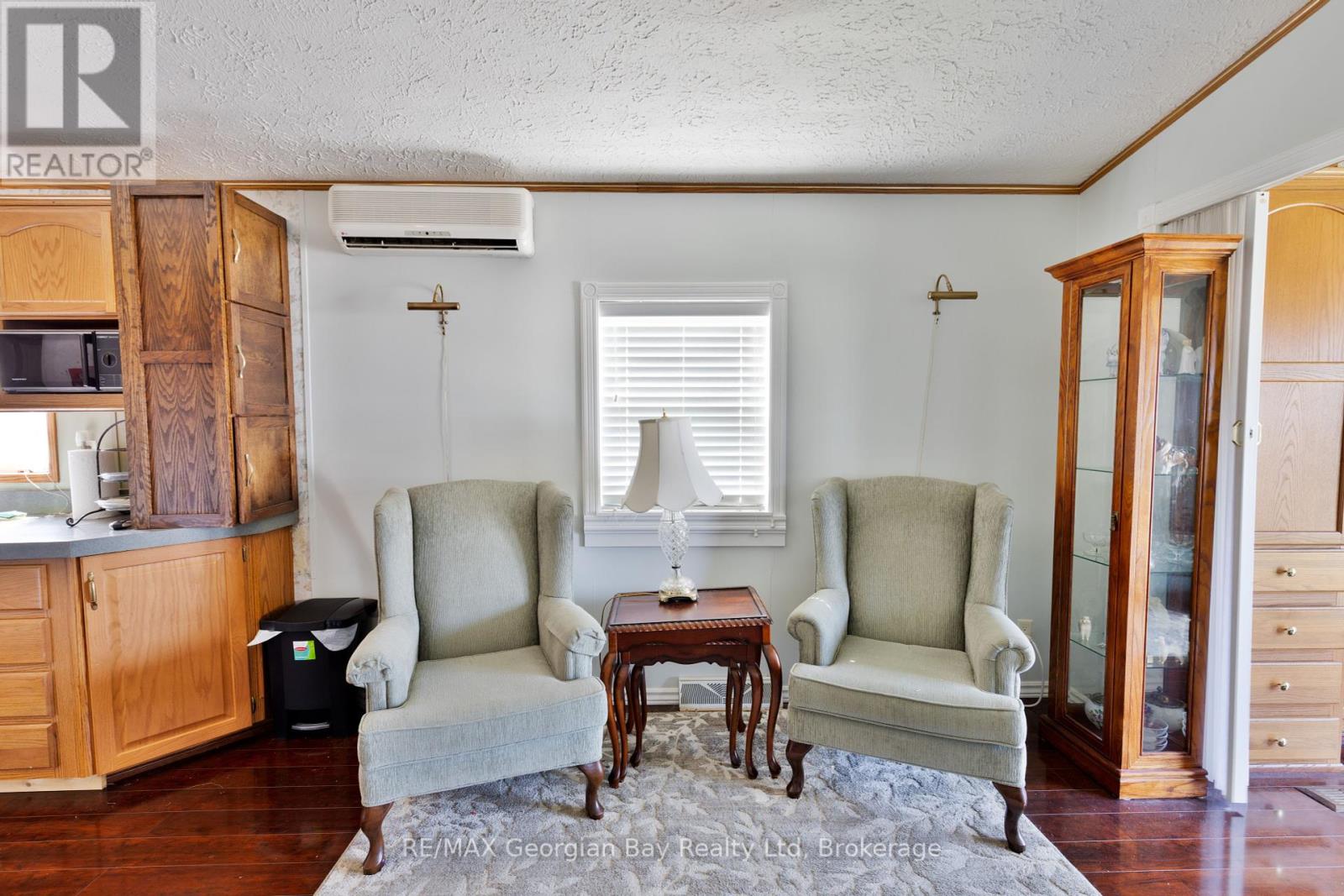 Photo 8 of 30 10 Winfield Drive, Tay ON
