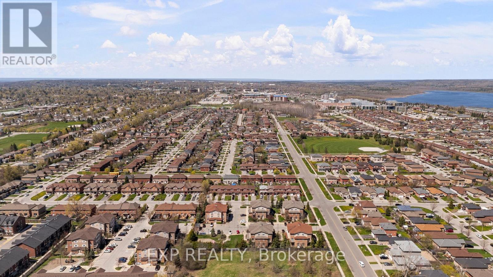 Photo 8 of 1 15 Cheltenham Road, Barrie ON