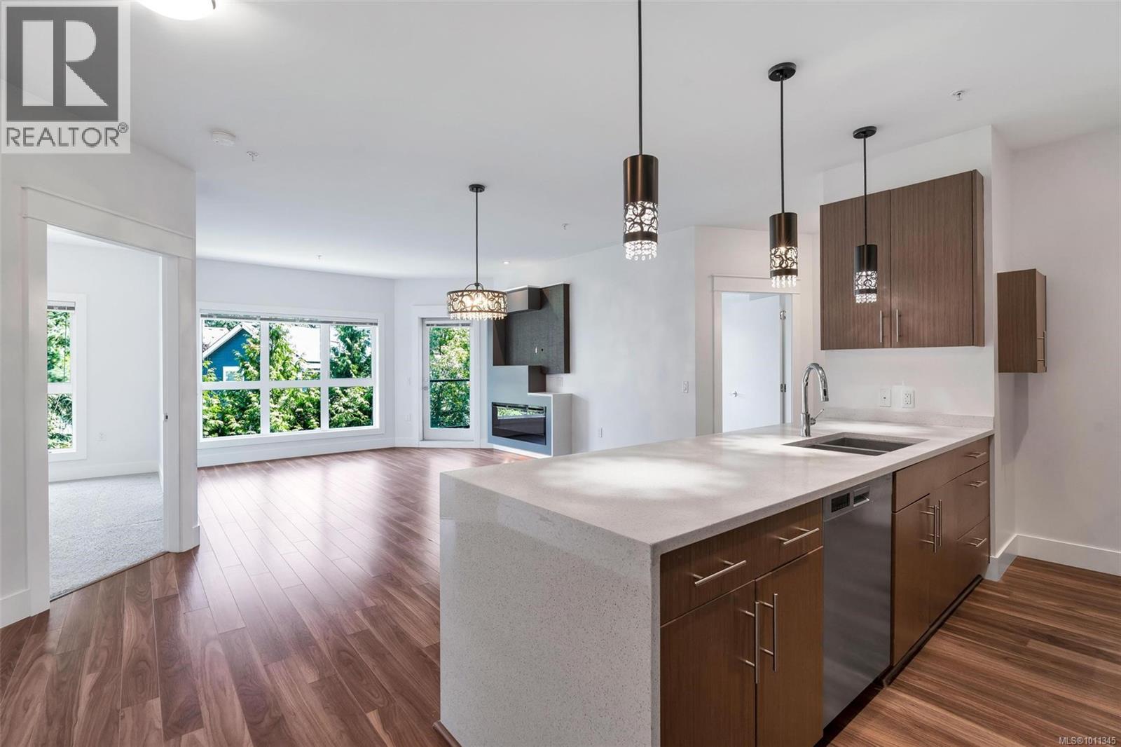 Single Family House for Sale in   Travino Lane Saanich 
