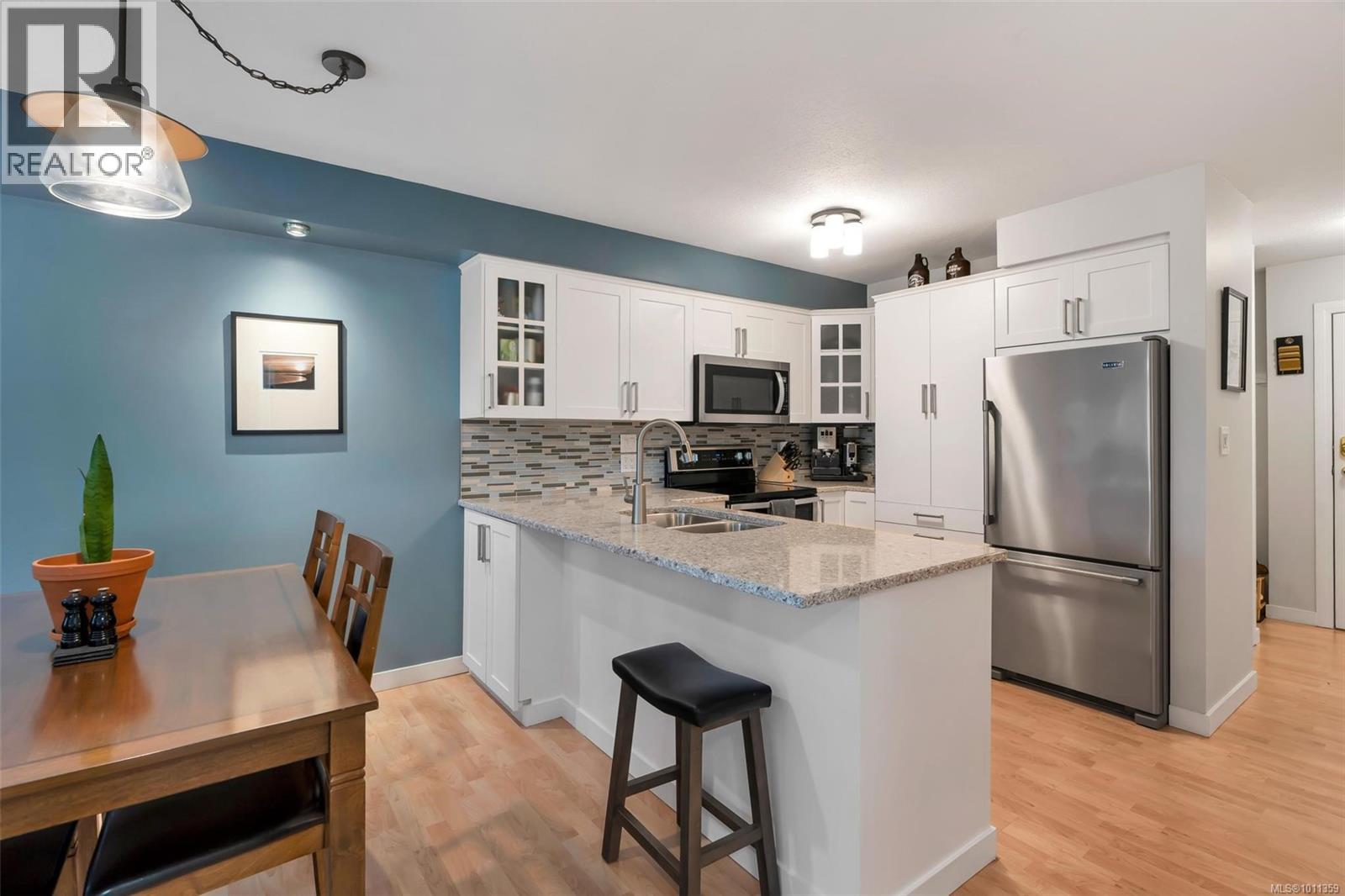 Photo 26 of 205 7070 West Saanich Rd, Central Saanich BC