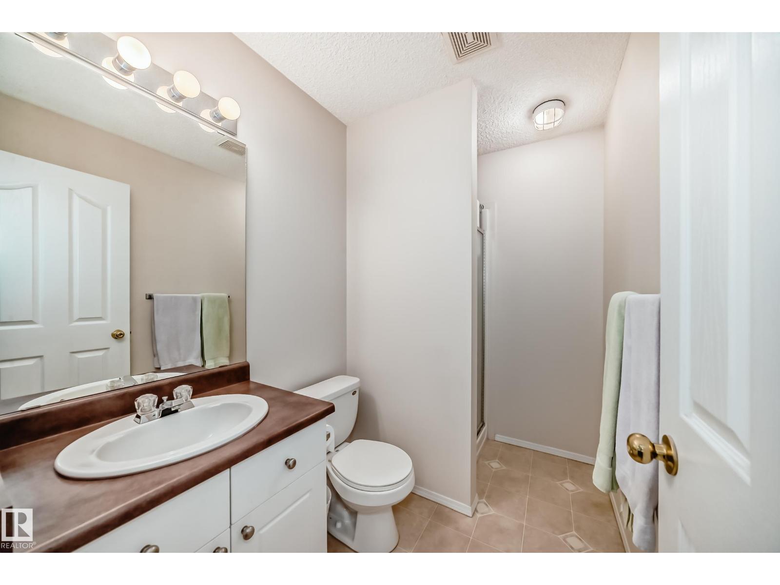 Photo 19 of 17215 88 St Nw, Edmonton AB