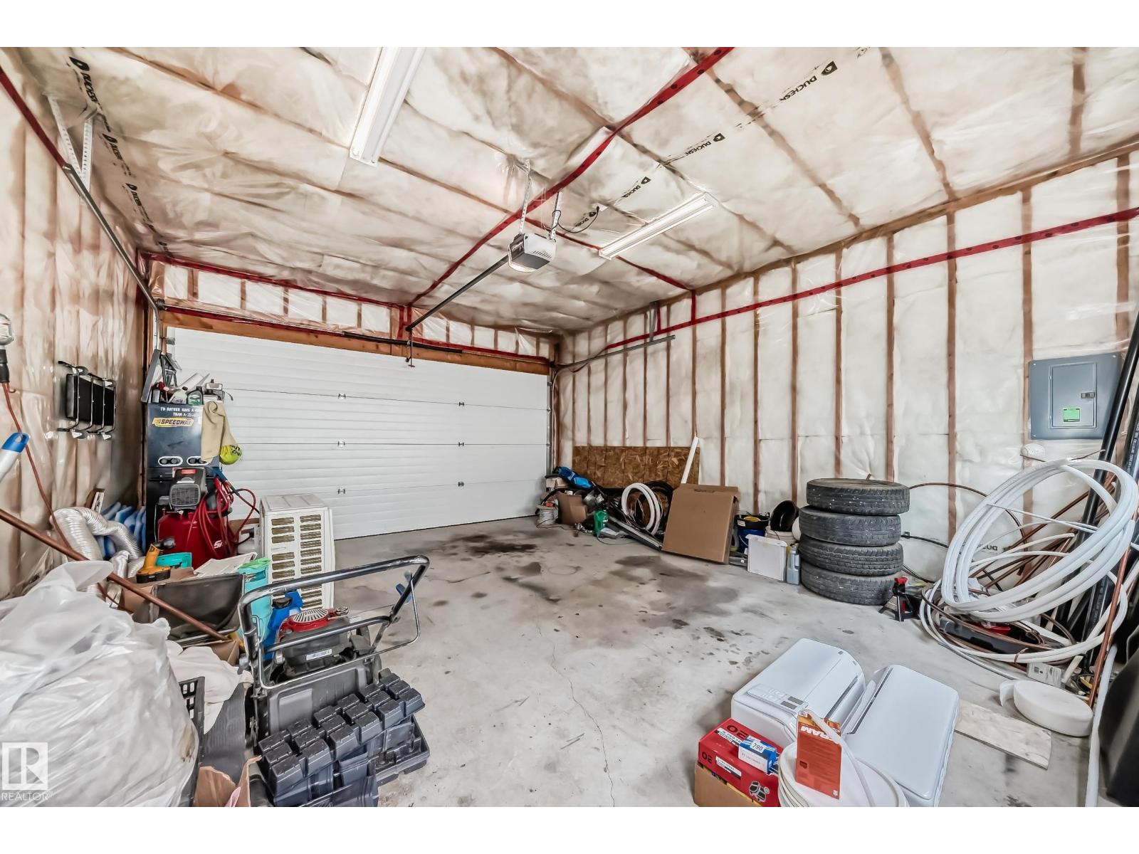 Photo 12 of 17215 88 St Nw, Edmonton AB