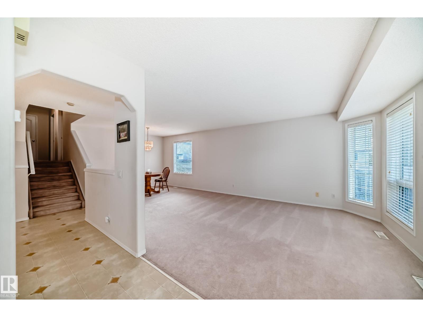 Photo 17 of 17215 88 St Nw, Edmonton AB
