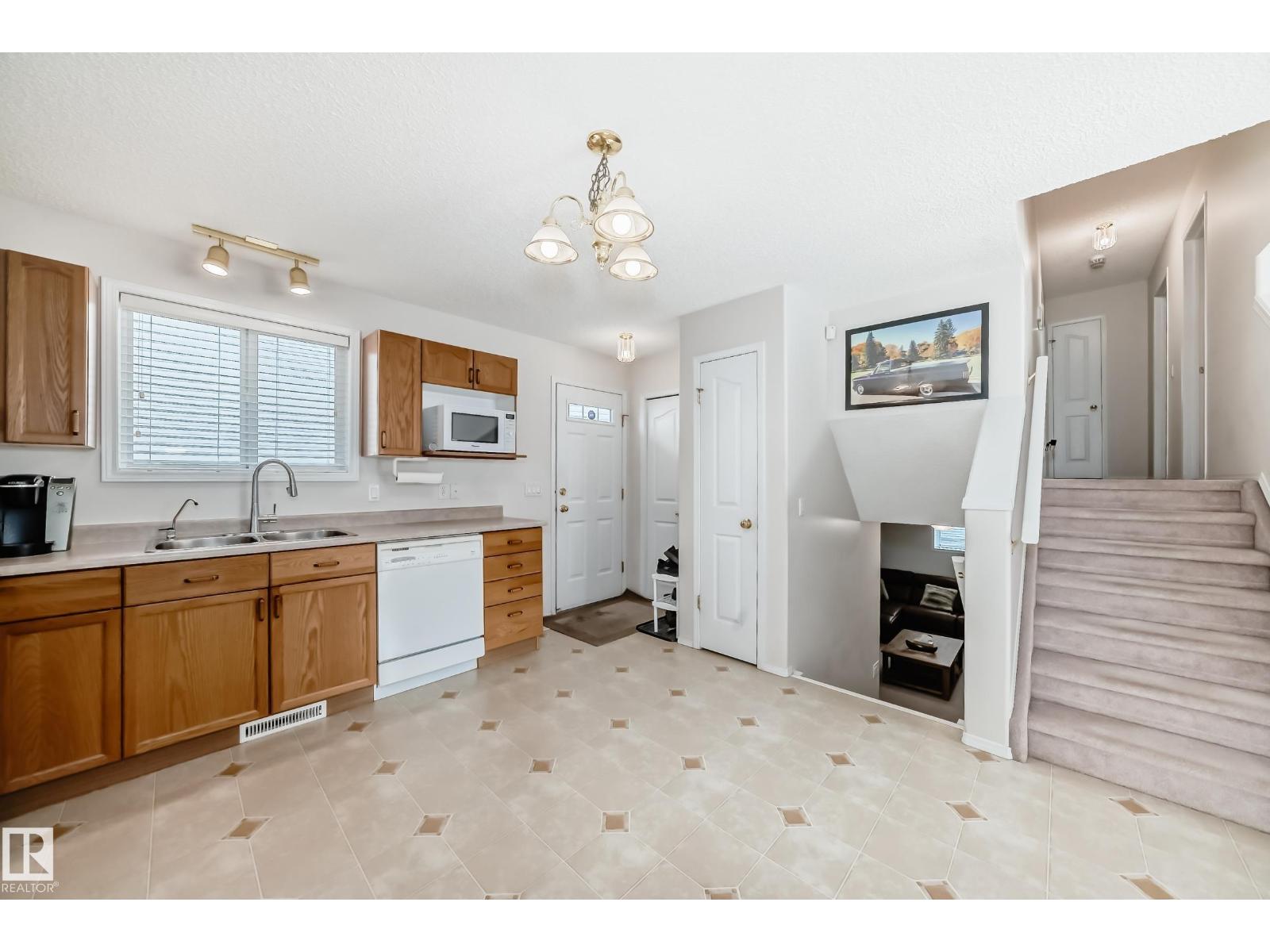 Photo 52 of 17215 88 St Nw, Edmonton AB