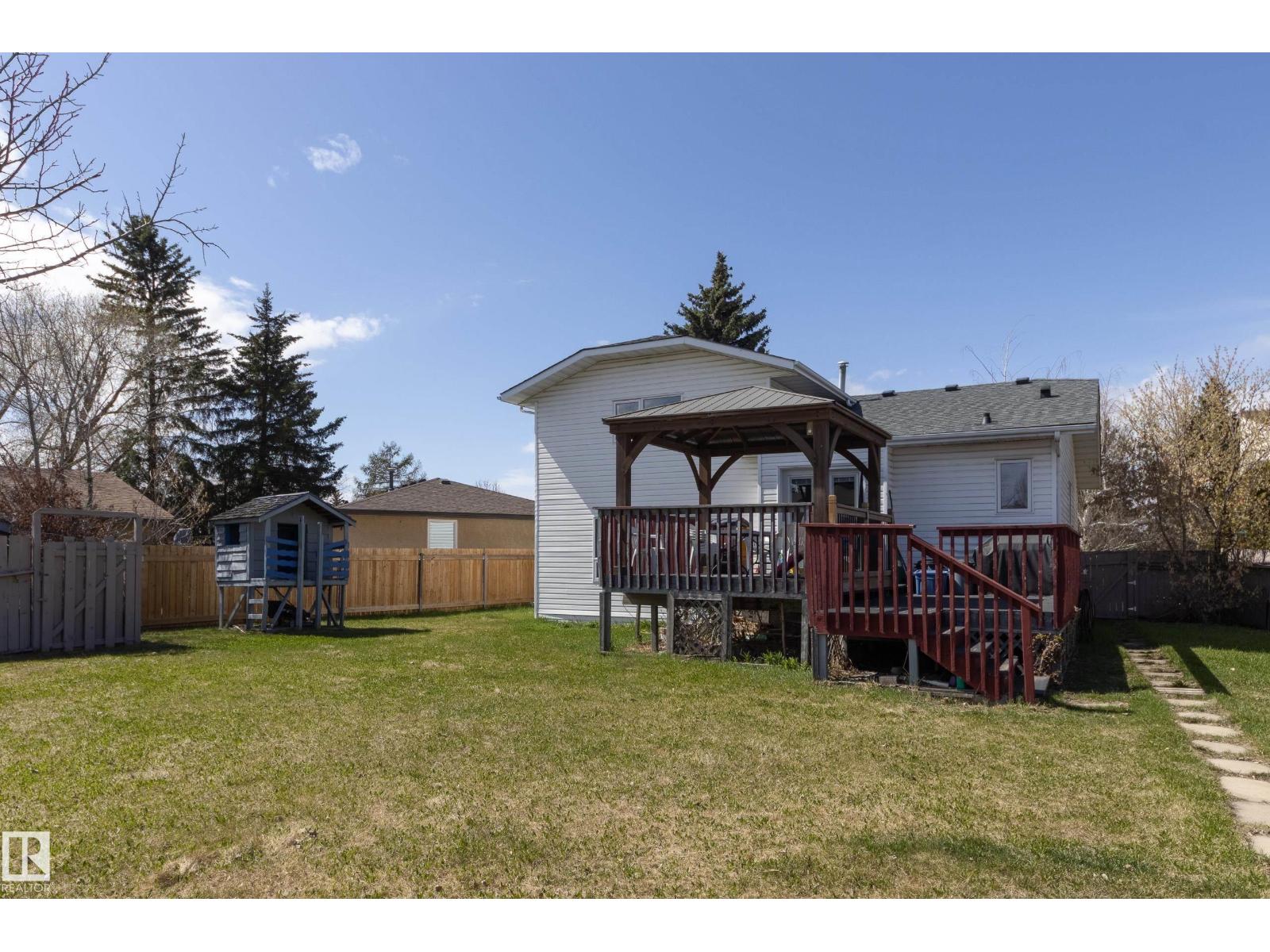 Photo 11 of 6217 13 Av Nw, Edmonton AB