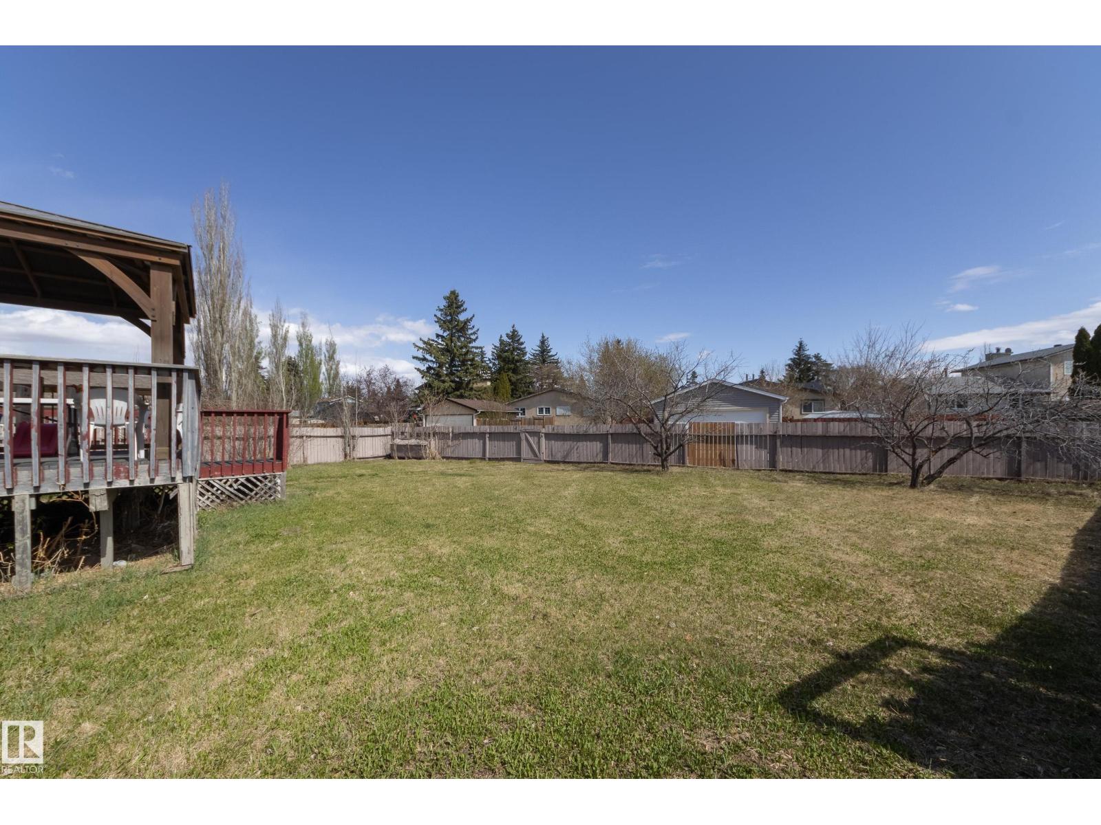 Photo 14 of 6217 13 Av Nw, Edmonton AB