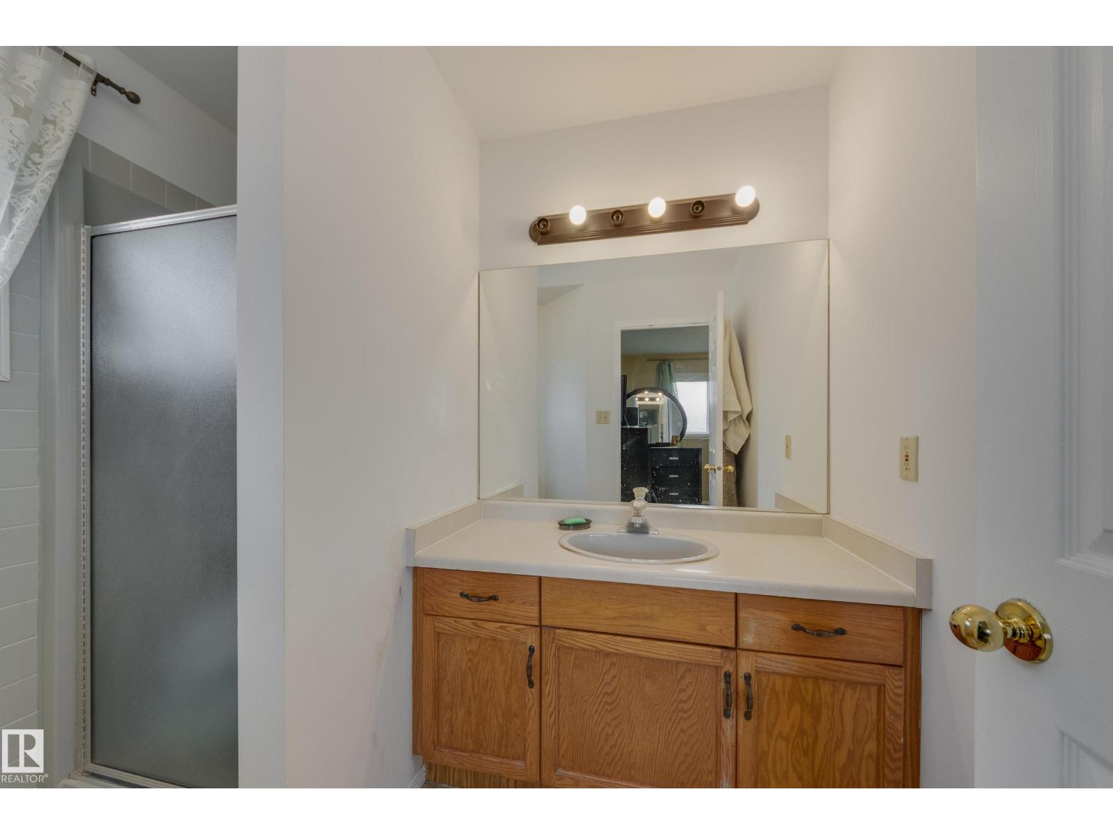 Photo 28 of 6217 13 Av Nw, Edmonton AB