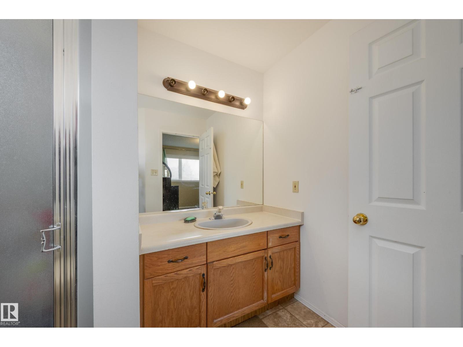 Photo 37 of 6217 13 Av Nw, Edmonton AB