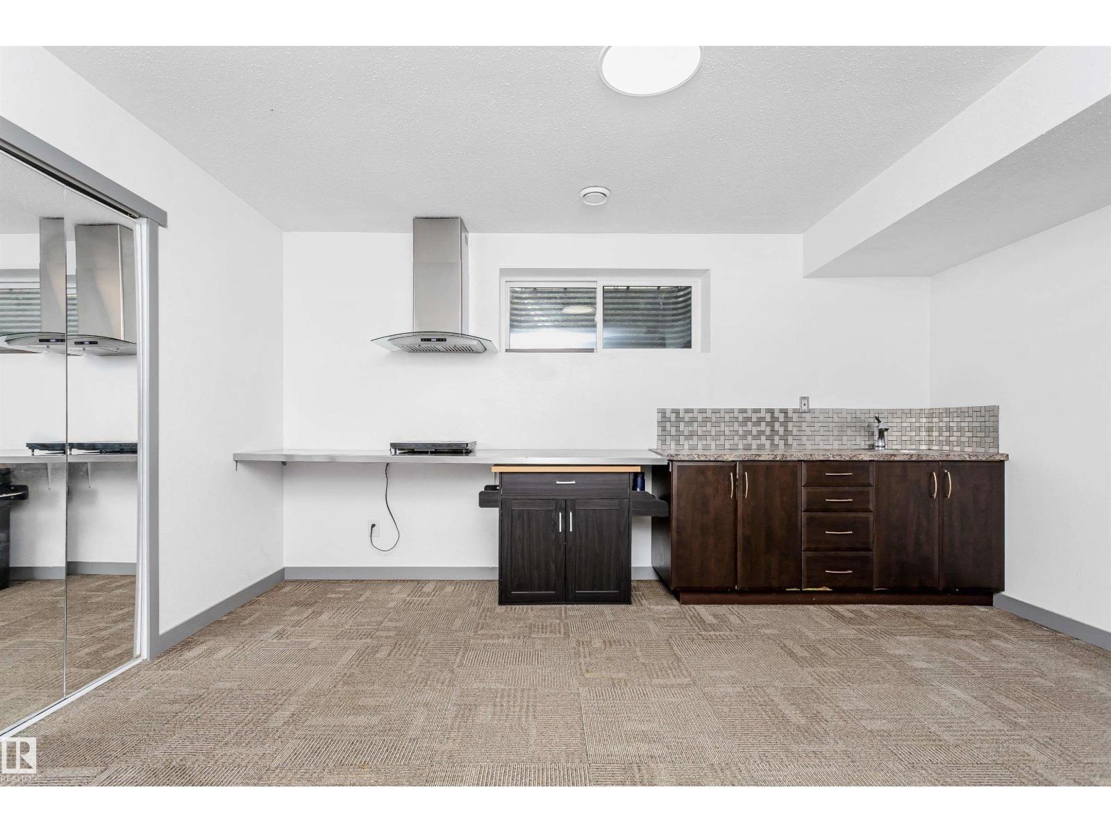 Photo 1 of 7703 Getty Wd Nw, Edmonton AB