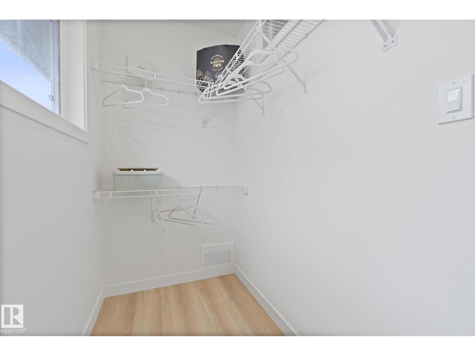 Photo 7 of 9444 74 St Nw, Edmonton AB