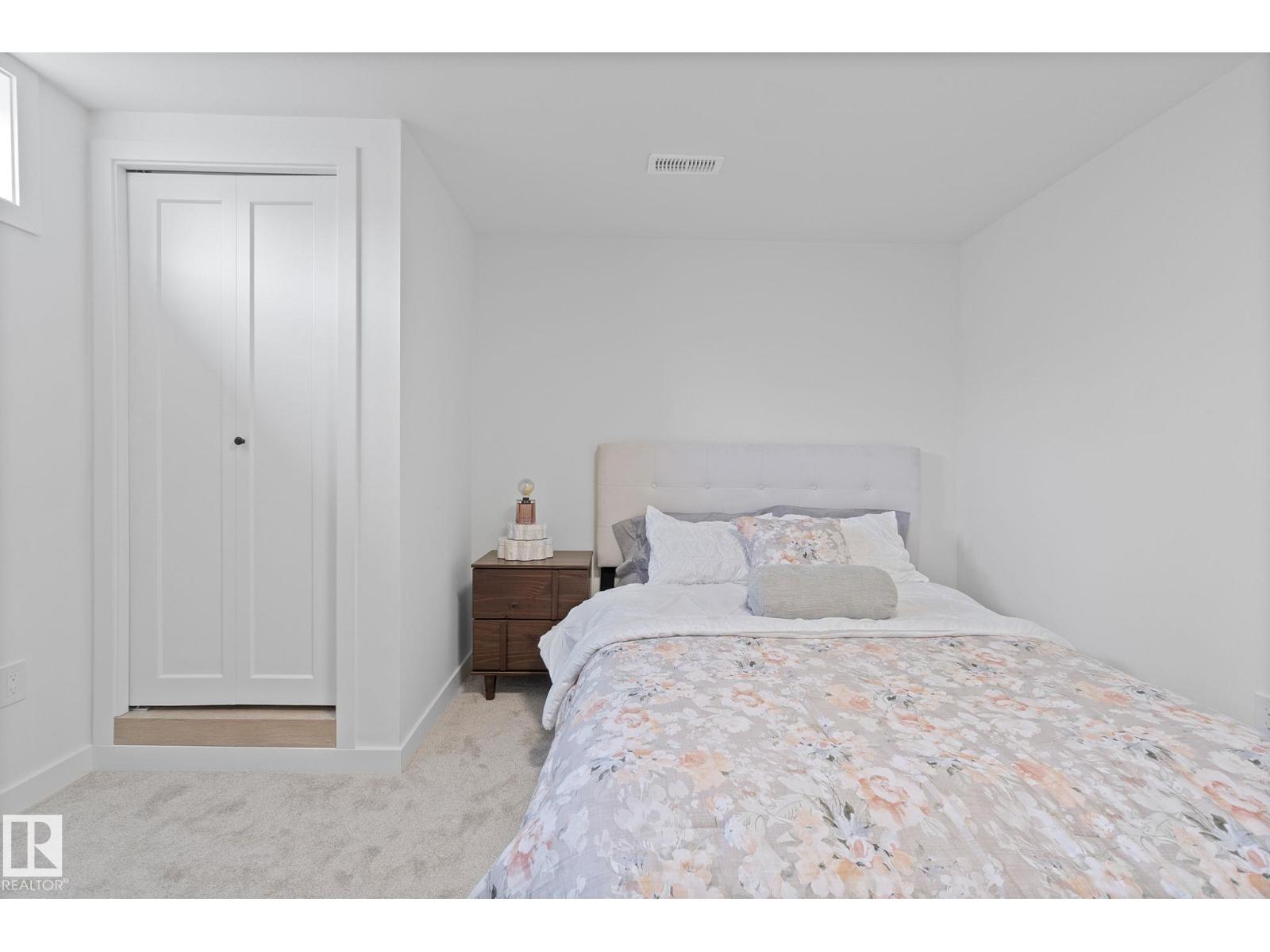 Photo 51 of 9444 74 St Nw, Edmonton AB