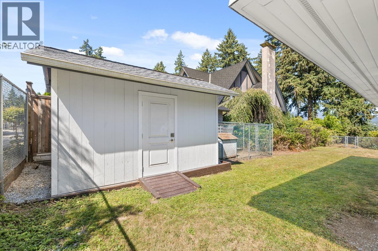 Photo 17 of 986 Porter Street, Coquitlam BC