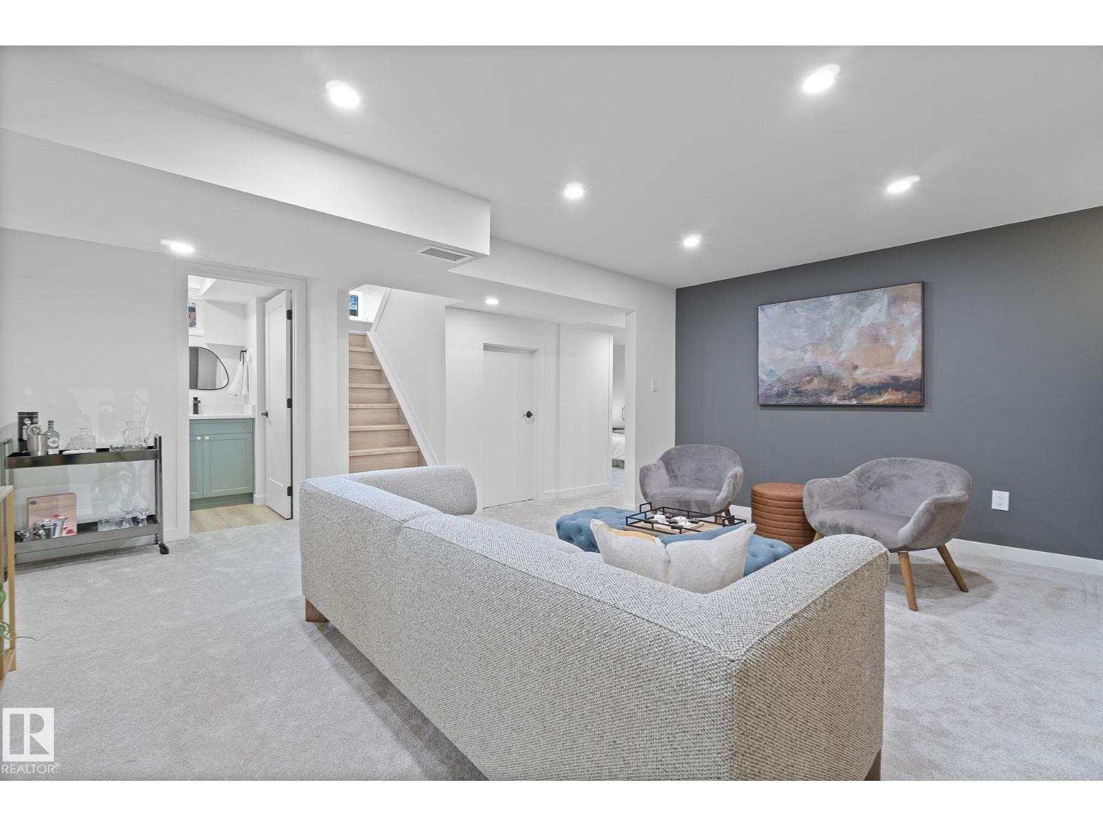 Photo 48 of 9444 74 St Nw, Edmonton AB