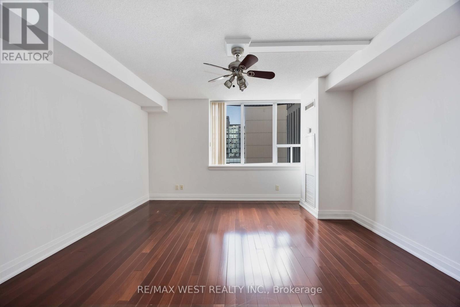 Photo 28 of 629 2737 Keele Street, Toronto ON