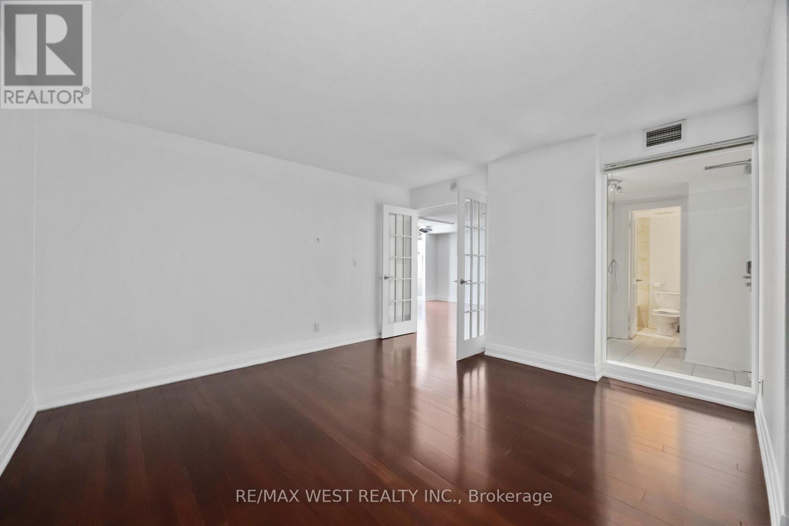 Photo 7 of 629 2737 Keele Street, Toronto ON