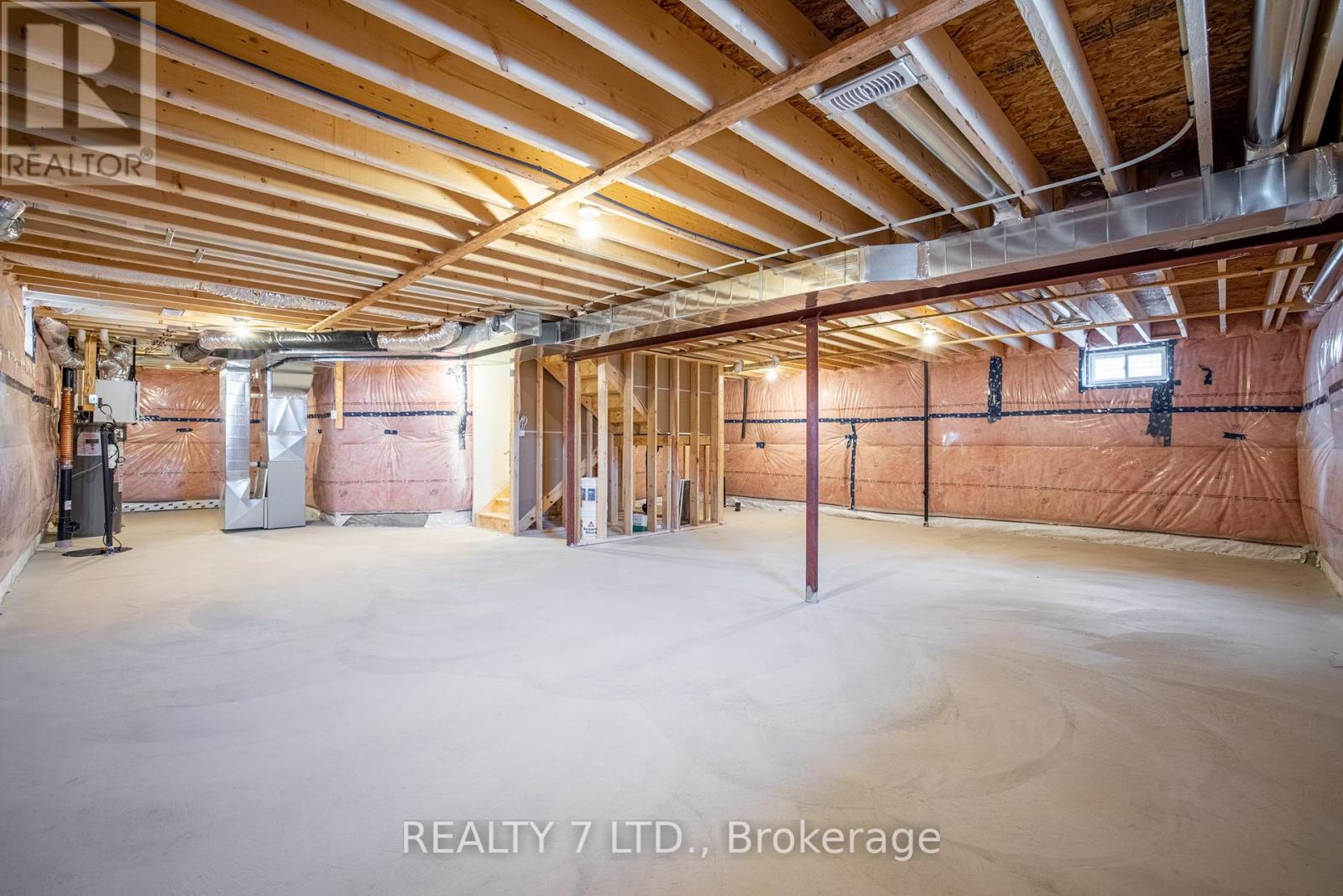 Photo 12 of 762 Bradford Avenue, Fort Erie ON