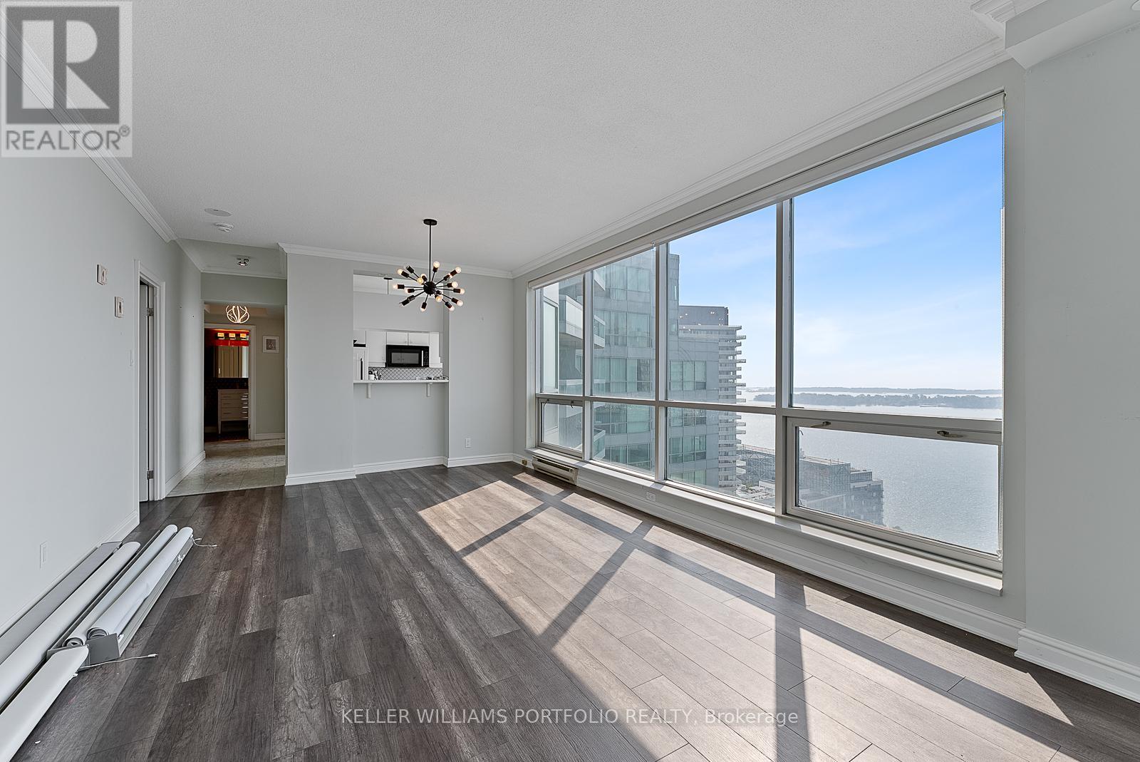 Photo 13 of 3302 10 Yonge Street, Toronto ON