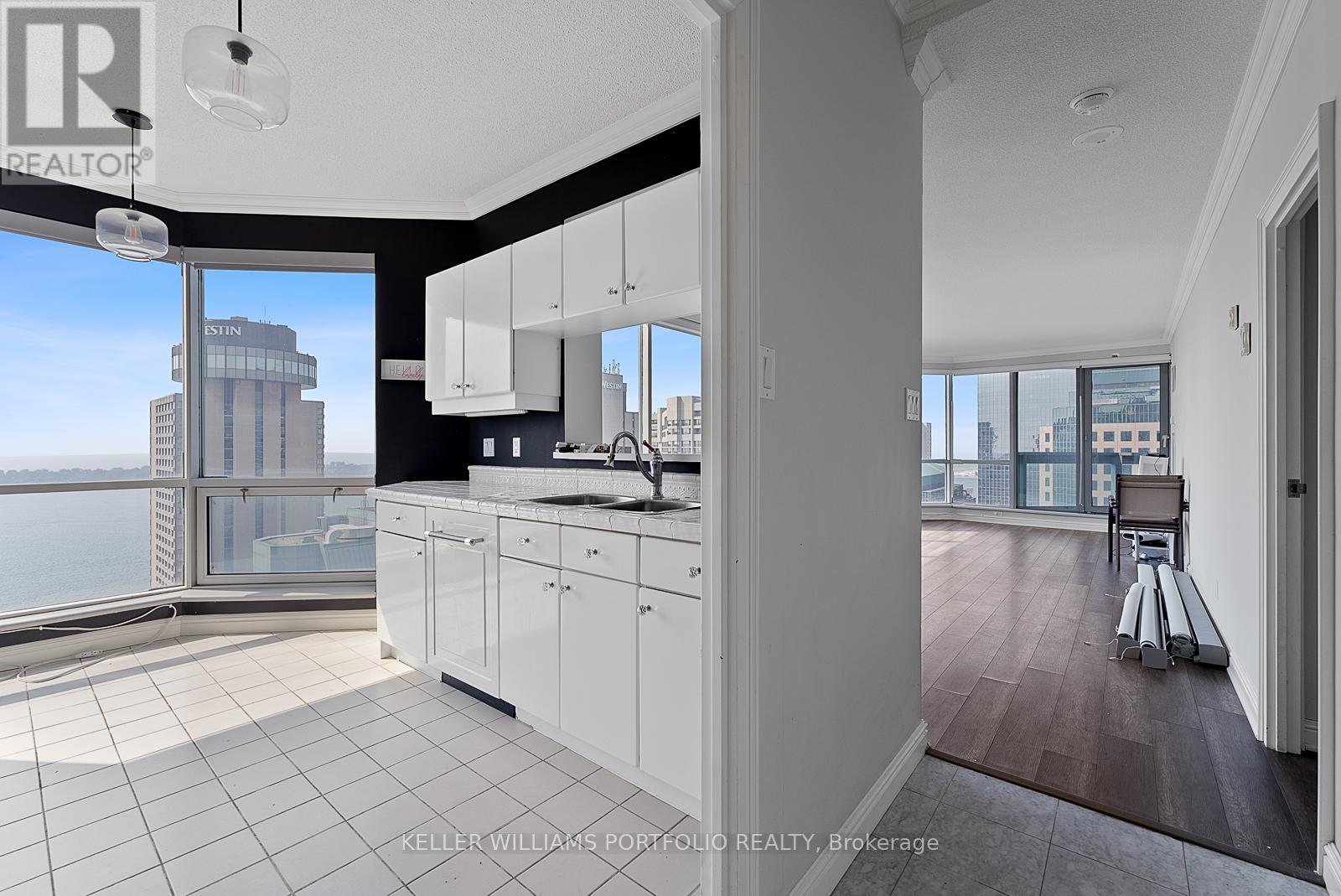 Photo 26 of 3302 10 Yonge Street, Toronto ON
