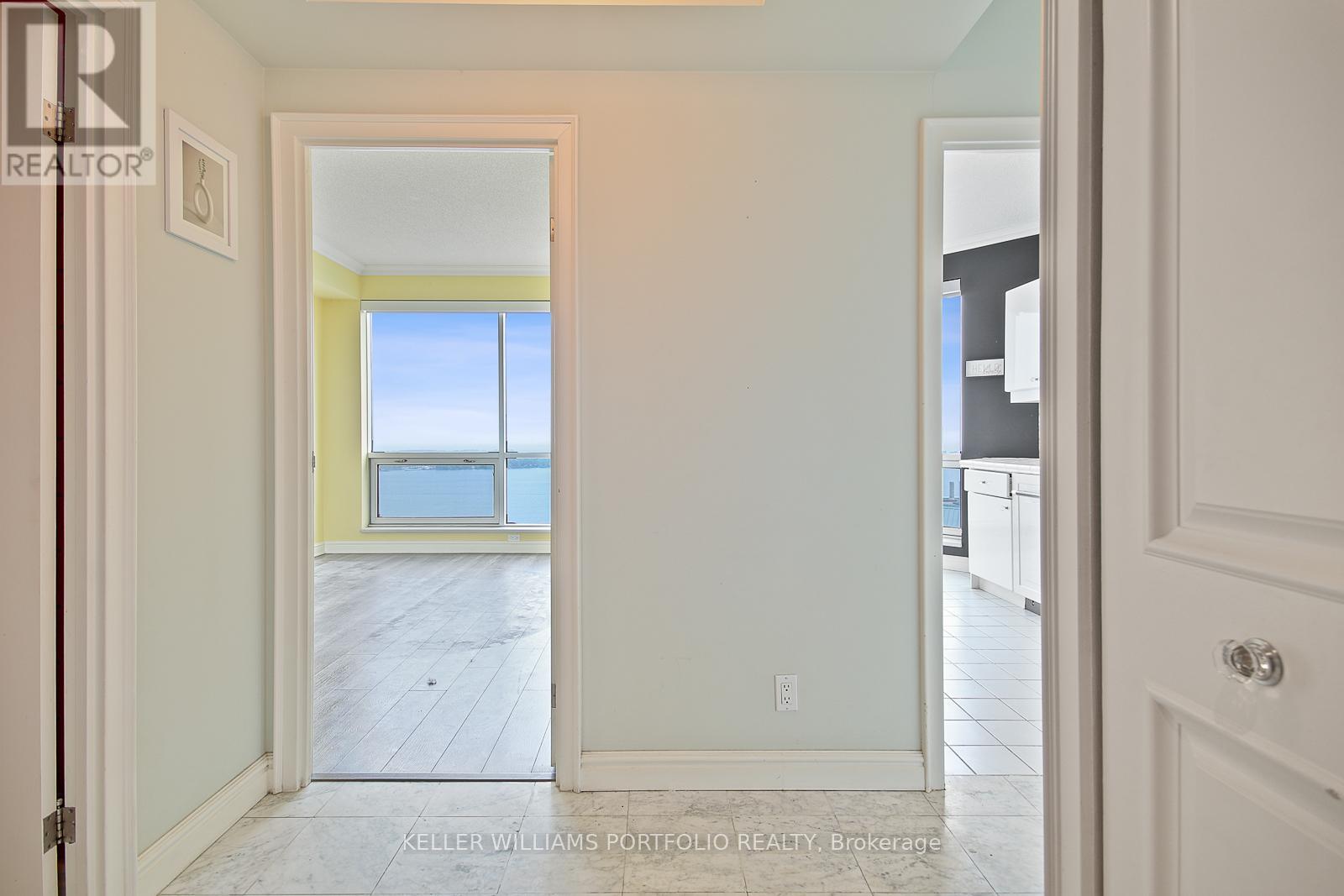 Photo 15 of 3302 10 Yonge Street, Toronto ON