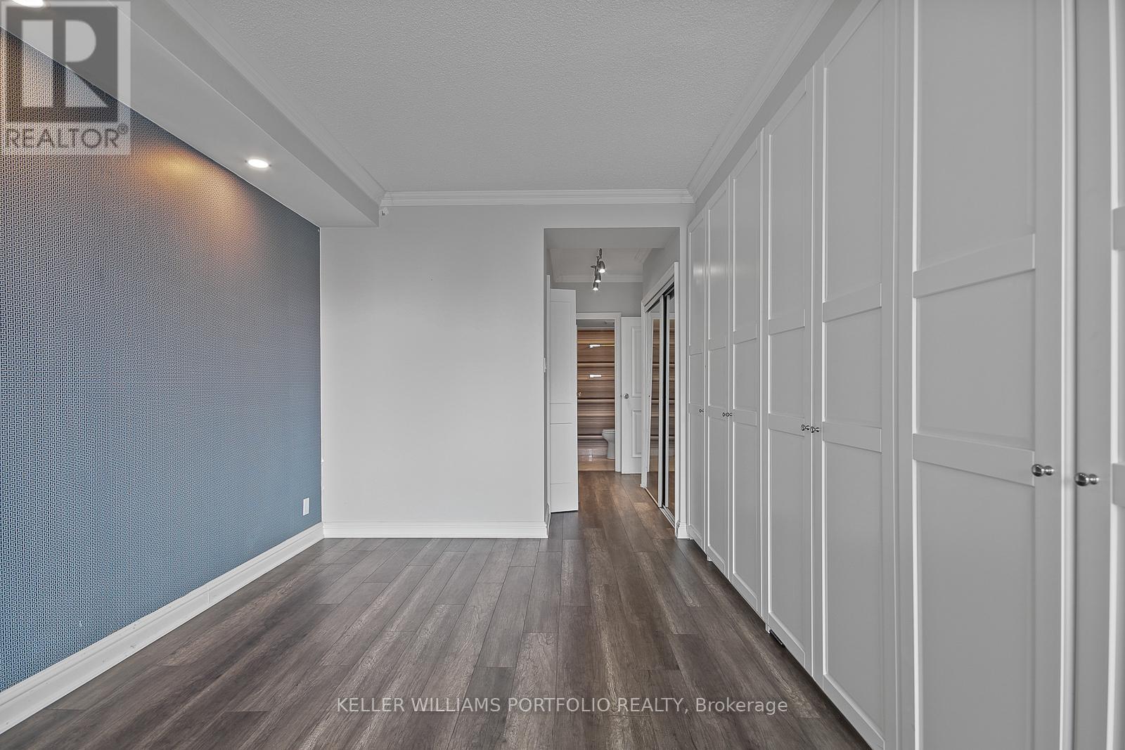 Photo 21 of 3302 10 Yonge Street, Toronto ON