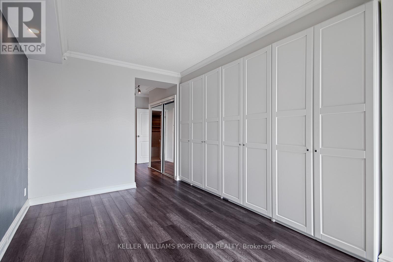 Photo 14 of 3302 10 Yonge Street, Toronto ON