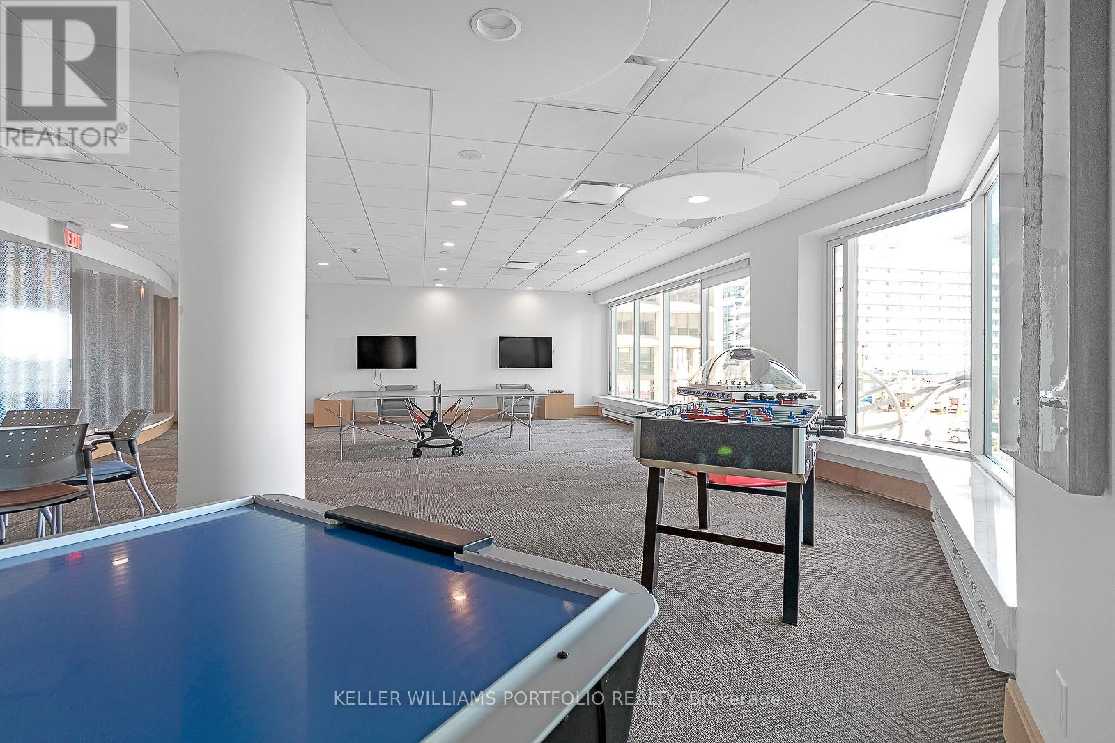 Photo 11 of 3302 10 Yonge Street, Toronto ON
