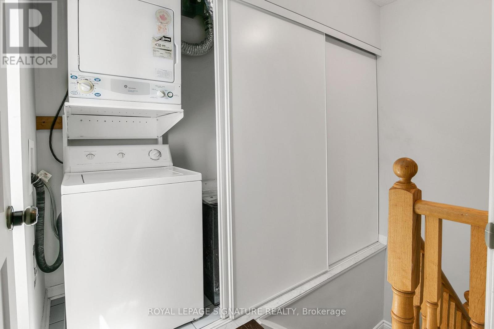 Photo 3 of 627 3 Everson Drive, Toronto ON