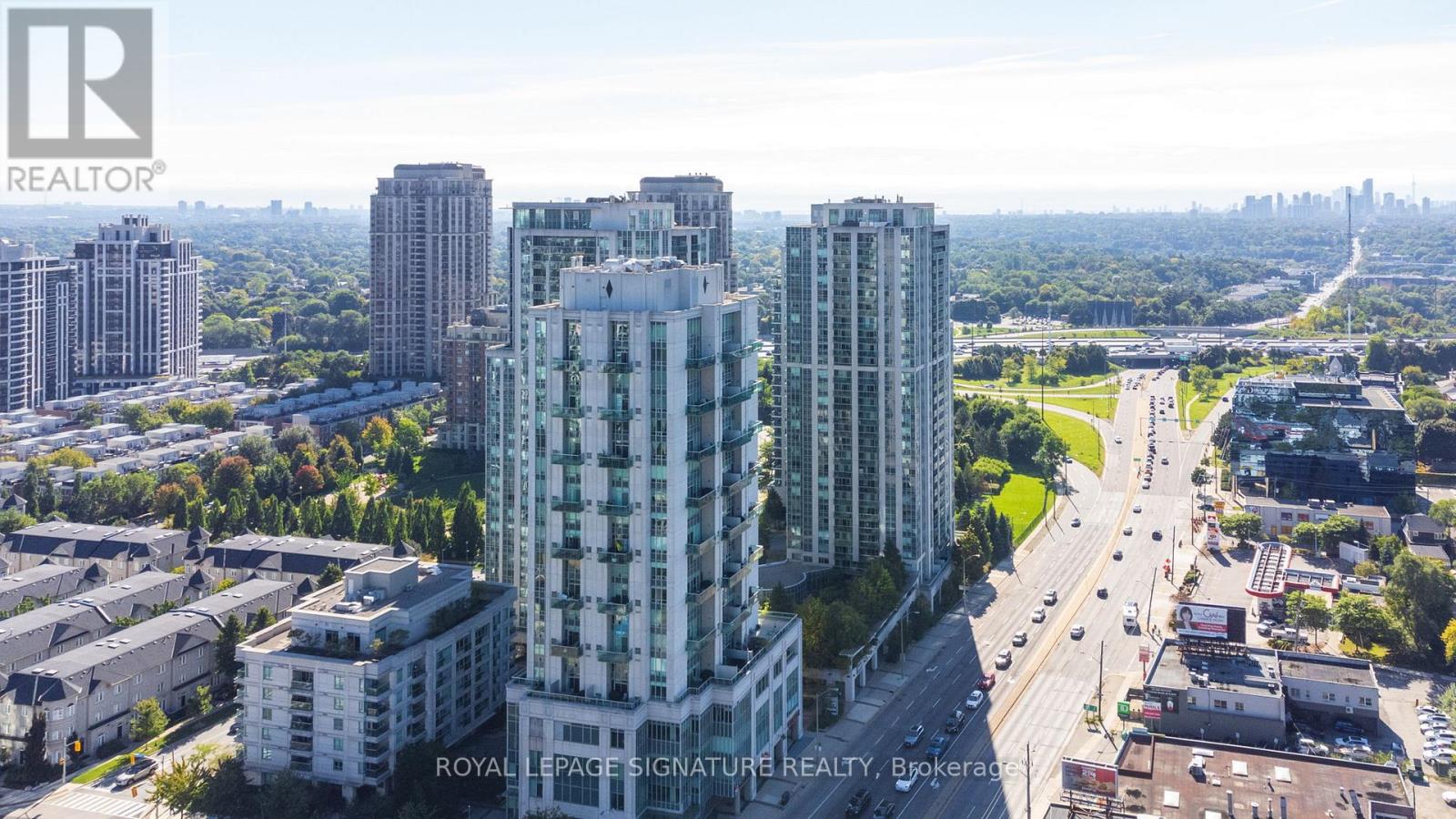 Photo 15 of 627 3 Everson Drive, Toronto ON