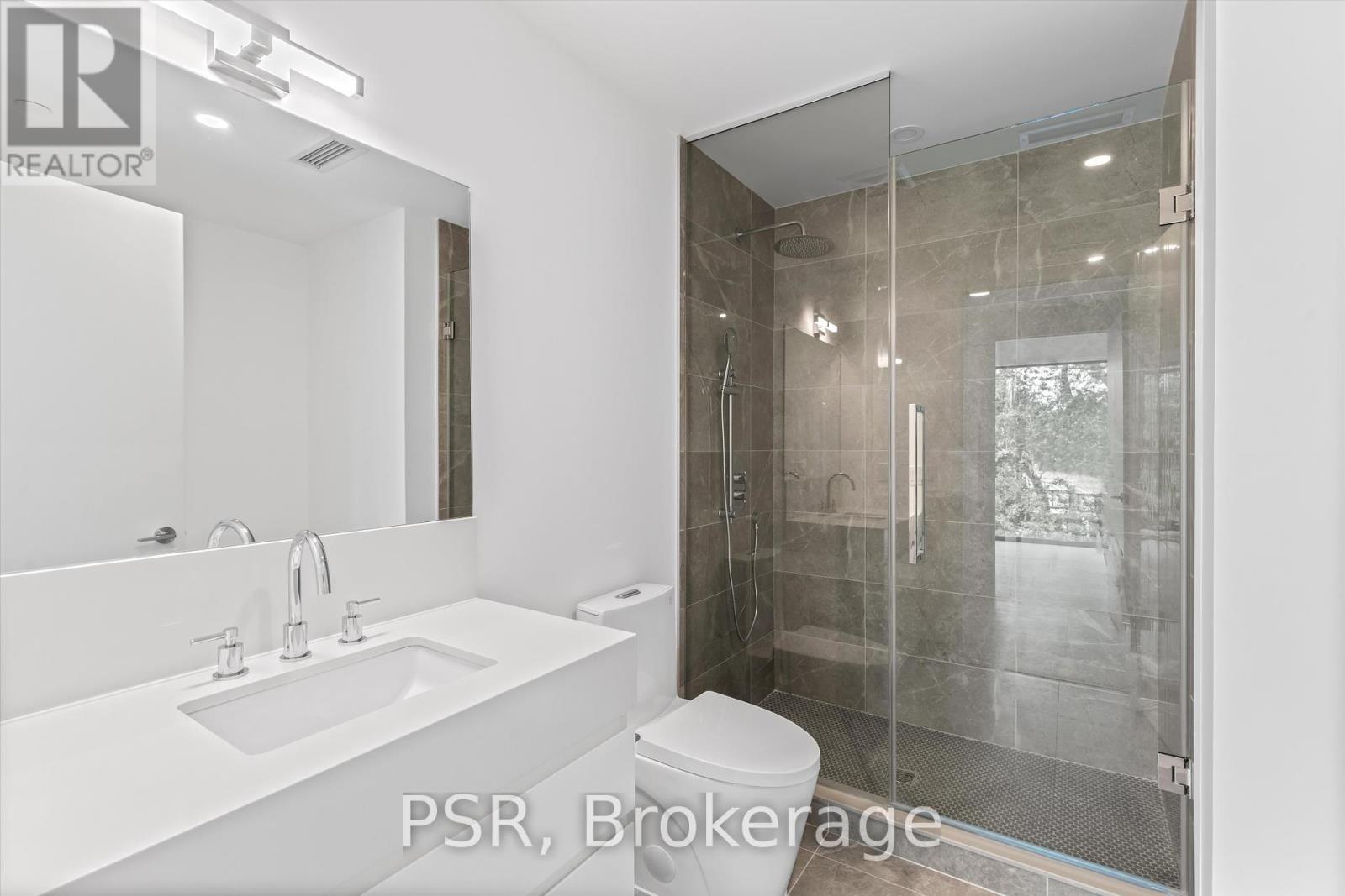 Photo 4 of Ph 401 200 Keewatin Avenue, Toronto ON