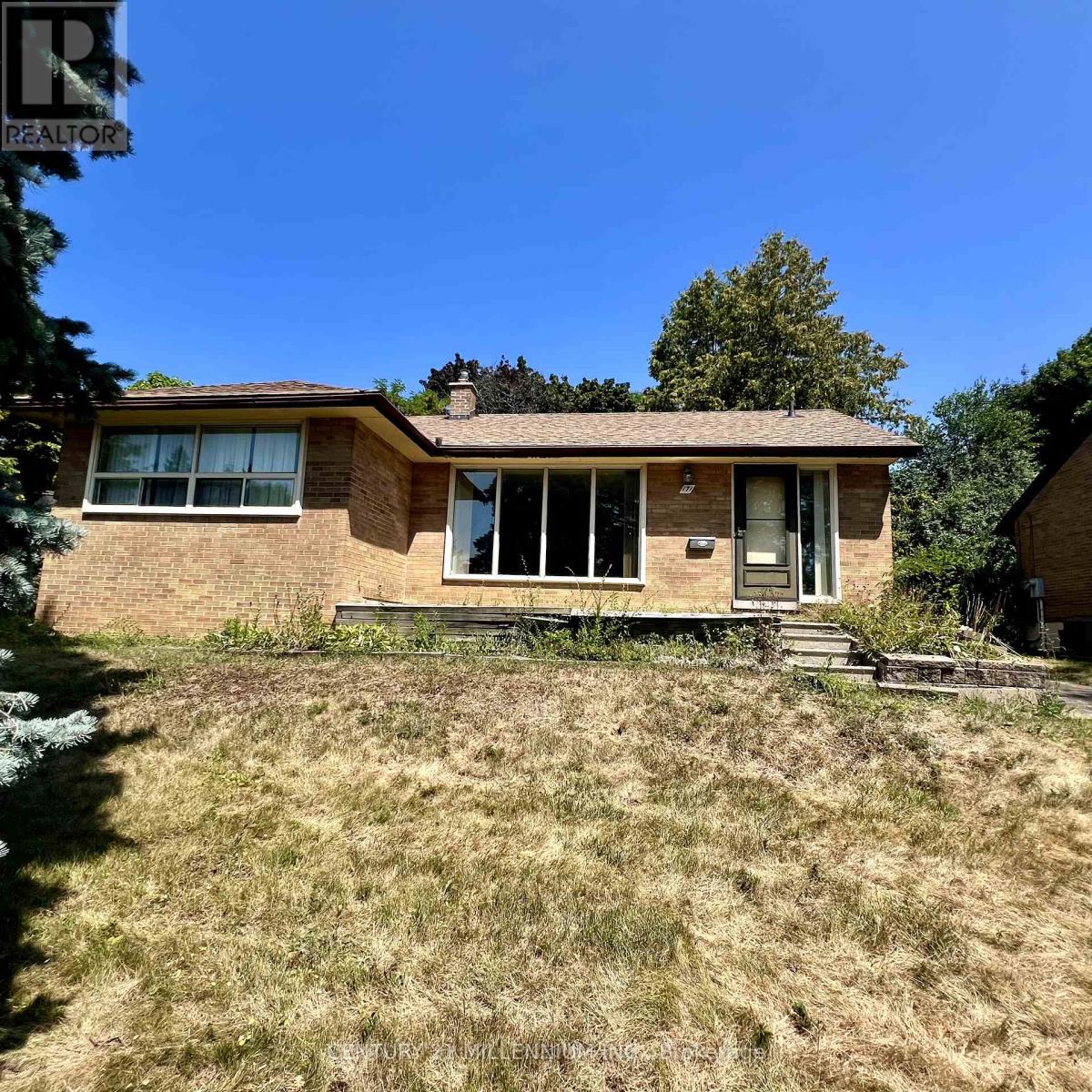 Photo 5 of 171 Cottonwood Drive, Toronto ON