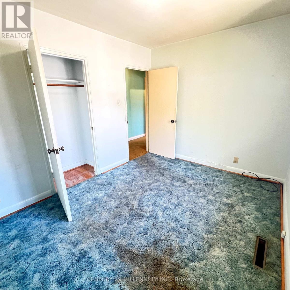 Photo 12 of 171 Cottonwood Drive, Toronto ON