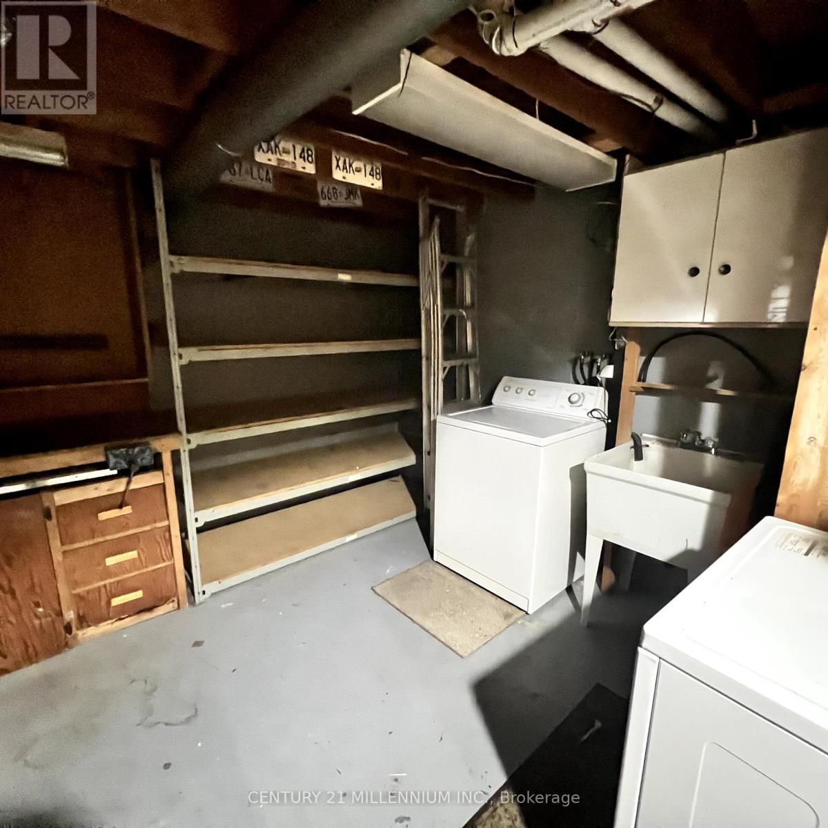 Photo 3 of 171 Cottonwood Drive, Toronto ON