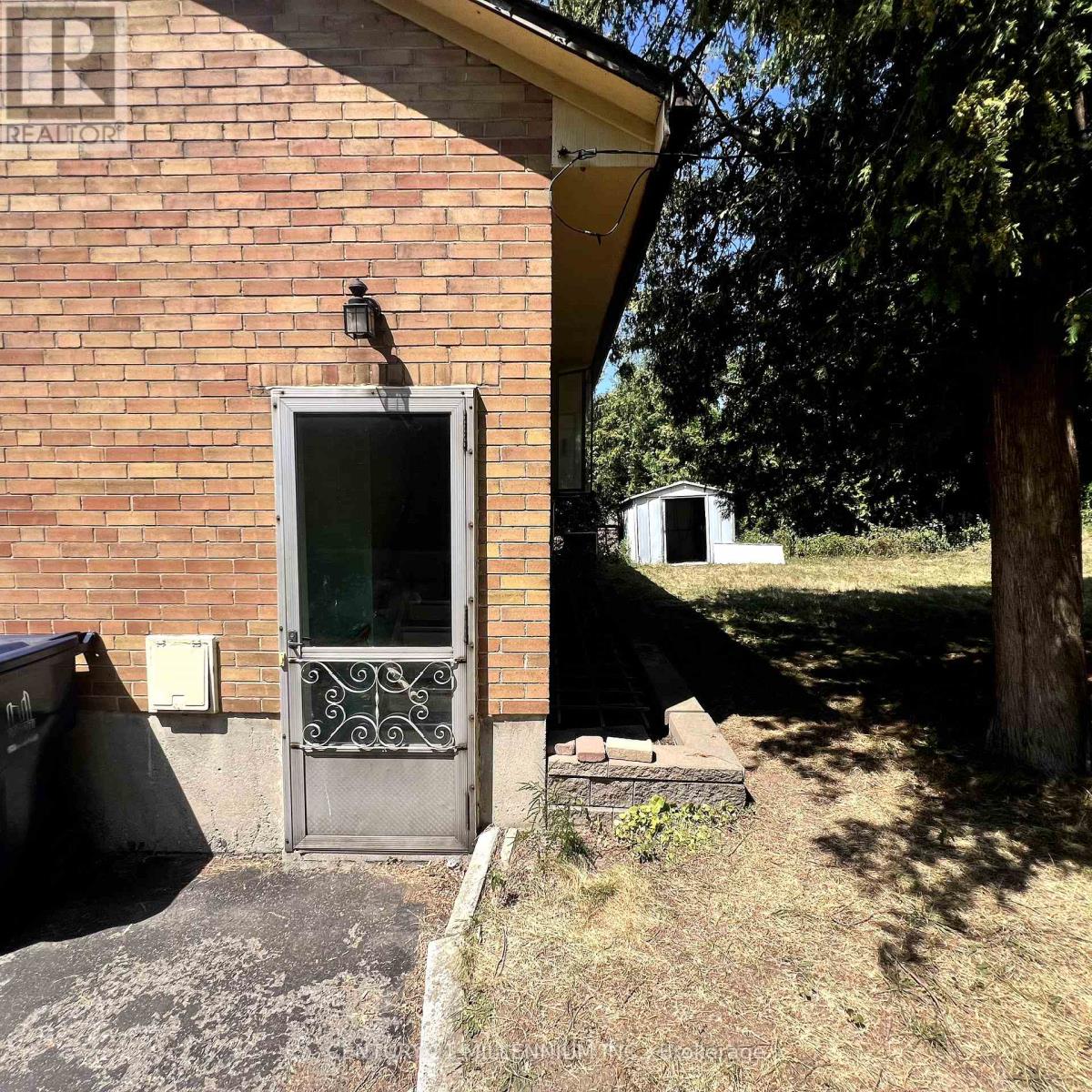 Photo 1 of 171 Cottonwood Drive, Toronto ON