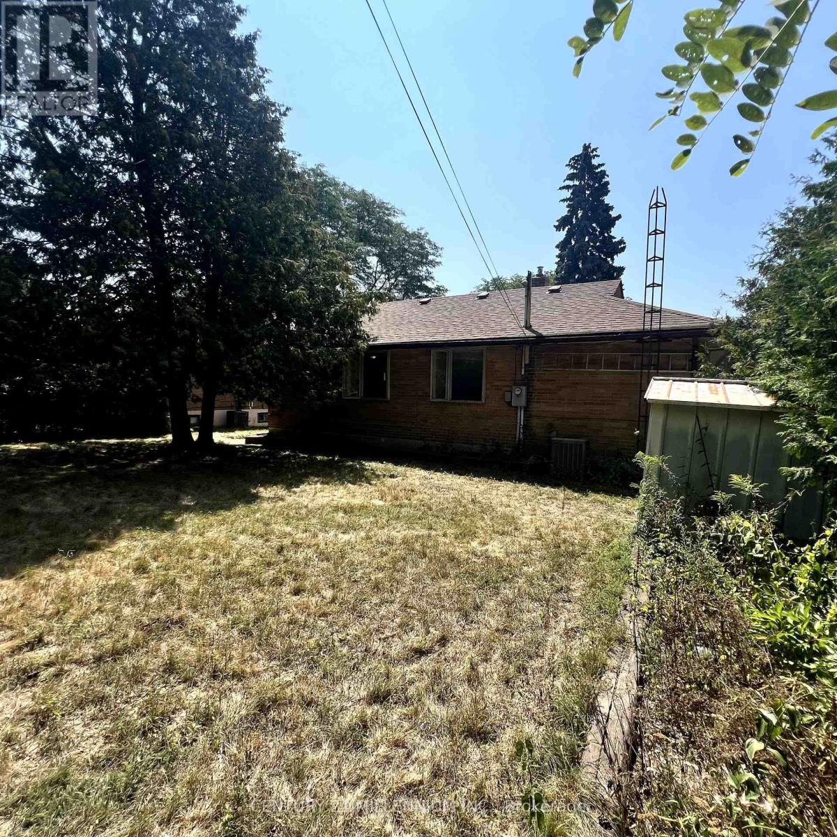 Photo 16 of 171 Cottonwood Drive, Toronto ON