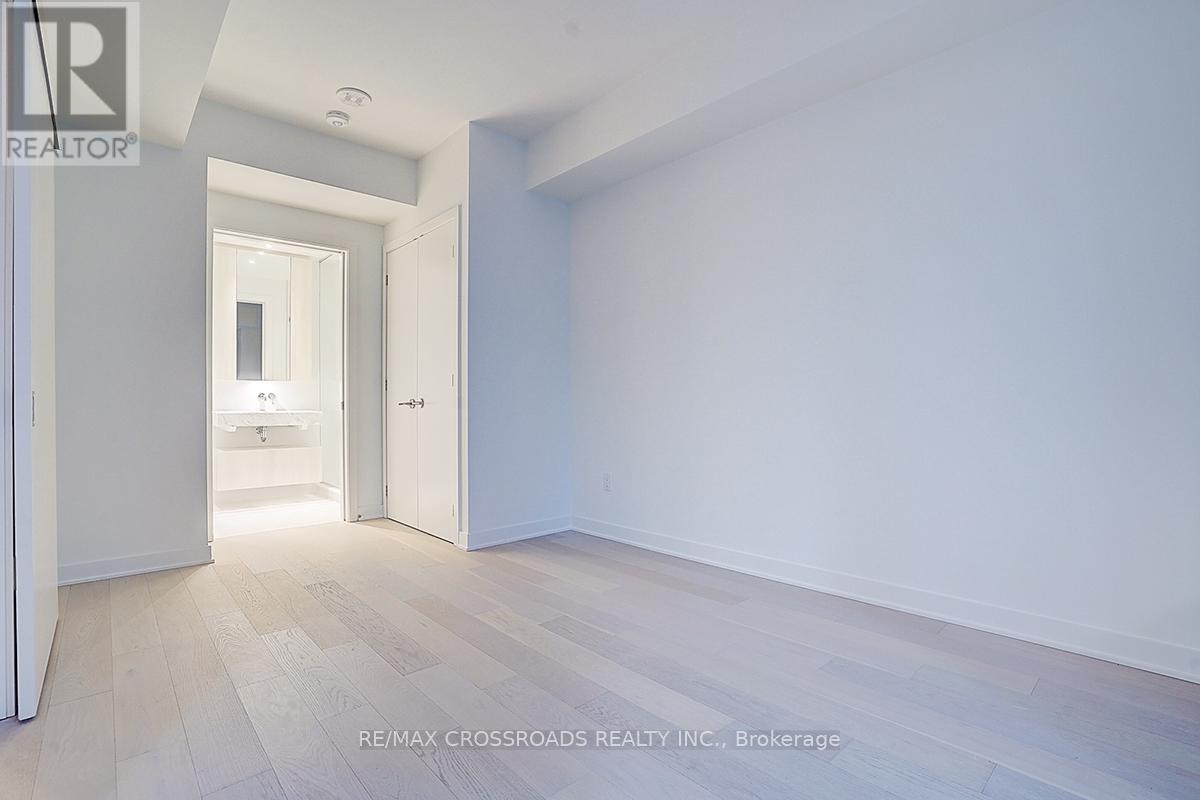 Photo 44 of 1607 11 Yorkville Avenue, Toronto ON