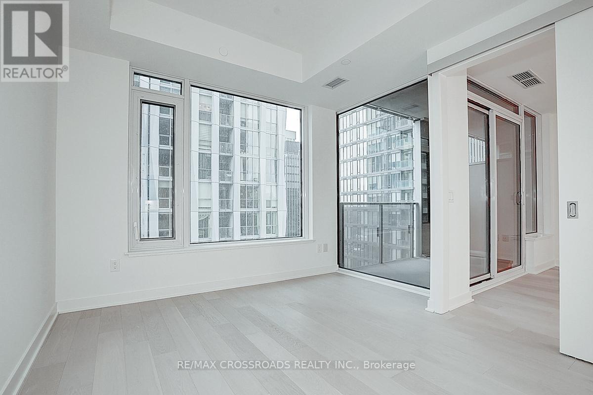 Photo 45 of 1607 11 Yorkville Avenue, Toronto ON