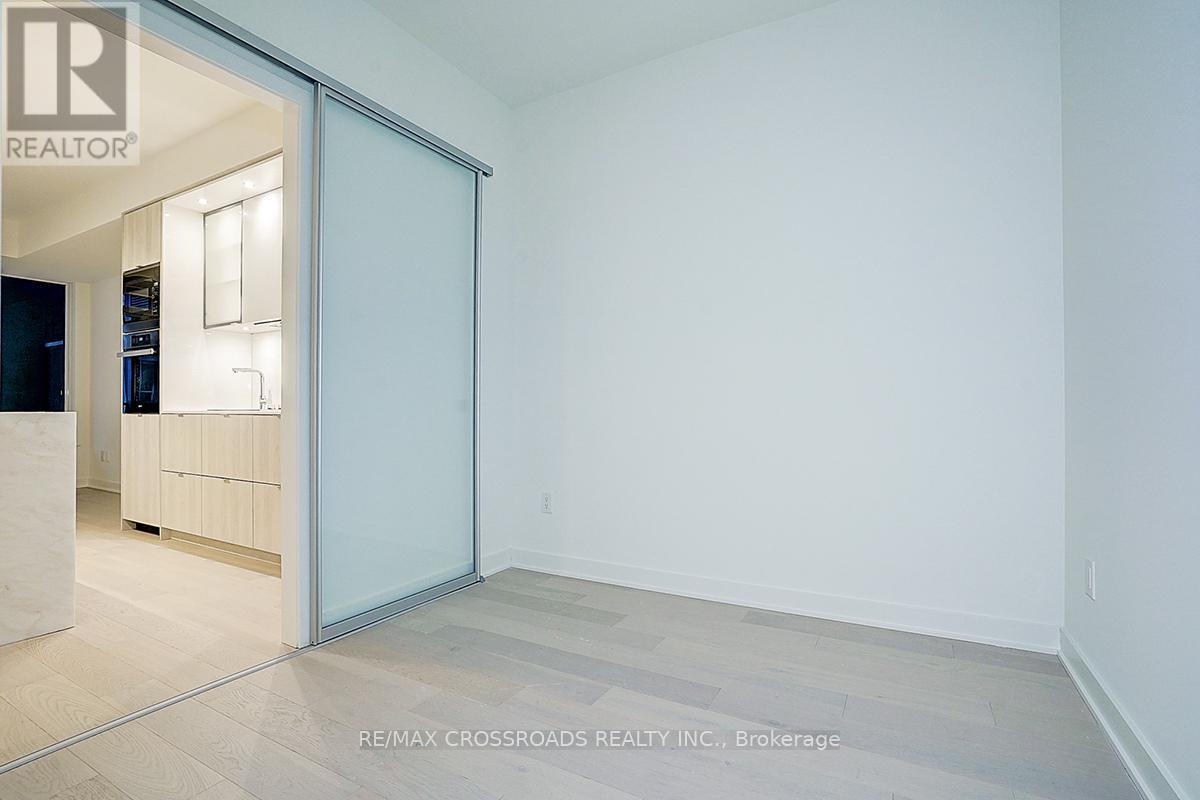 Photo 25 of 1607 11 Yorkville Avenue, Toronto ON