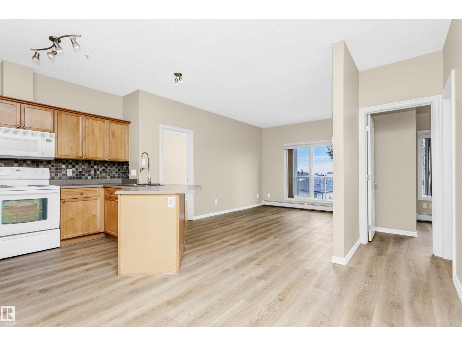 Photo 20 of 315 226 Macewan Rd Sw, Edmonton AB