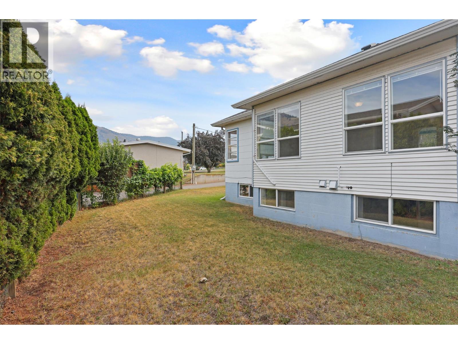 Photo 22 of 2152 Crescent Drive, Kamloops BC