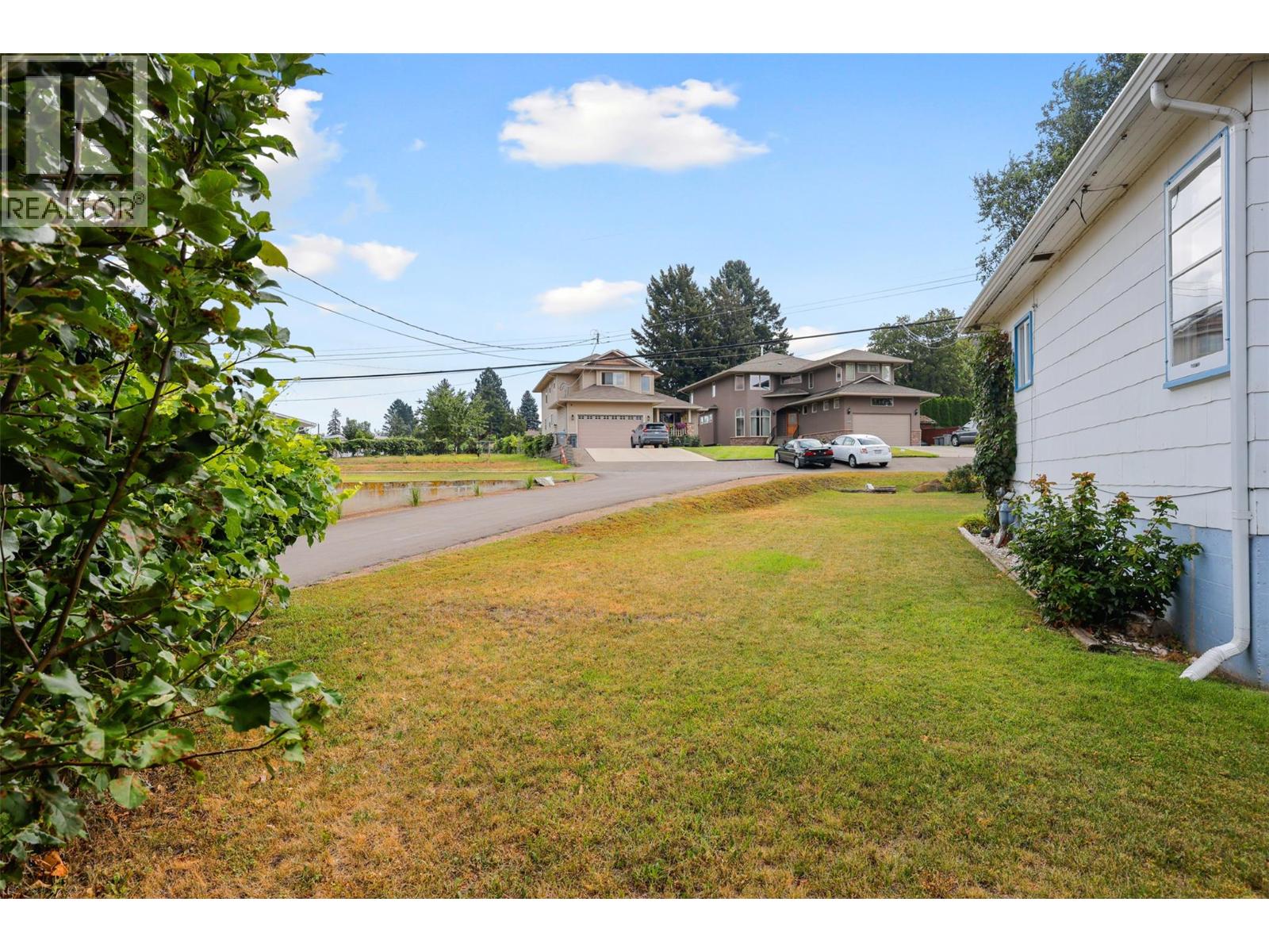 Photo 31 of 2152 Crescent Drive, Kamloops BC
