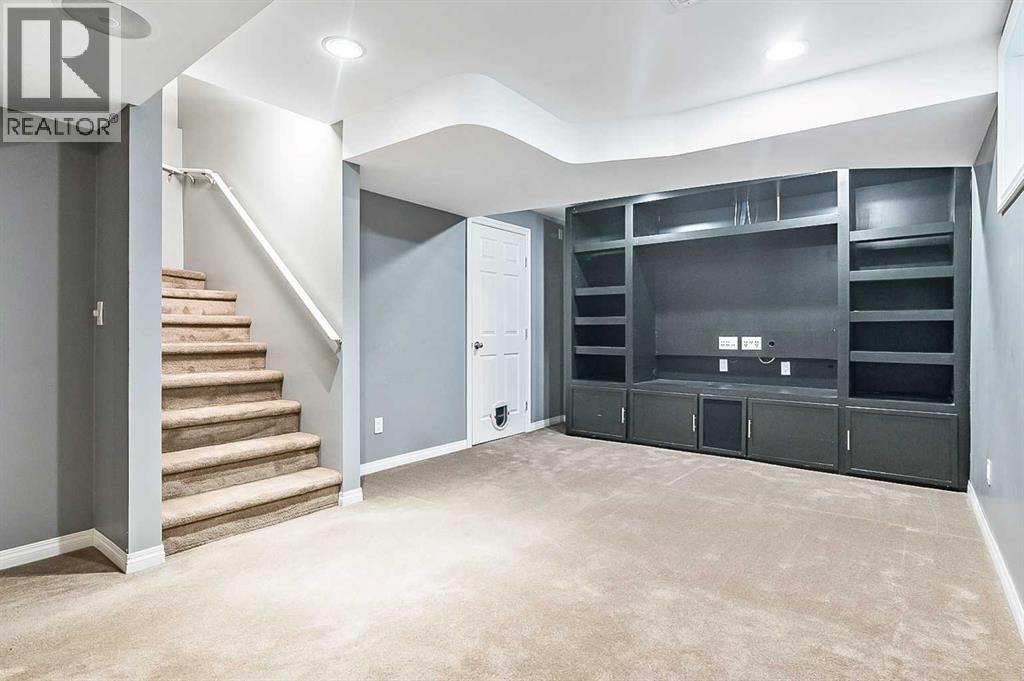 Single Family House for Sale in  Everglen Rise SW Evergreen Calgary 