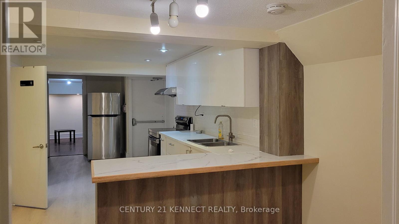 Photo 20 of Bsmt 181 Augusta Avenue, Toronto ON