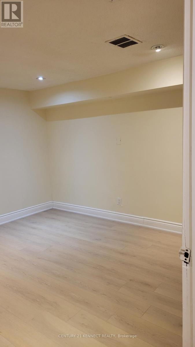 Photo 11 of Bsmt 181 Augusta Avenue, Toronto ON