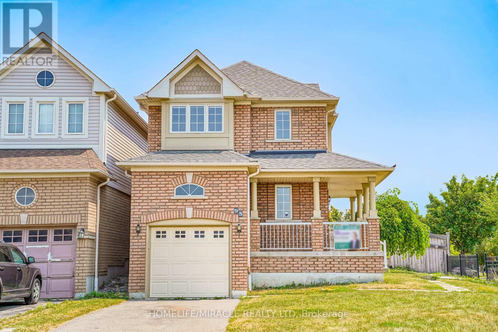 Photo 35 of 95 Kirkland Place, Whitby ON