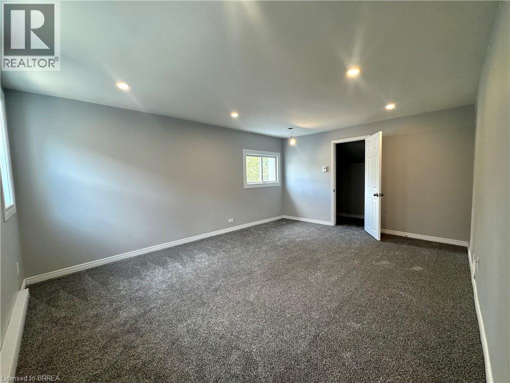 Photo 7 of 139 Terrace Hill Street, Brantford ON